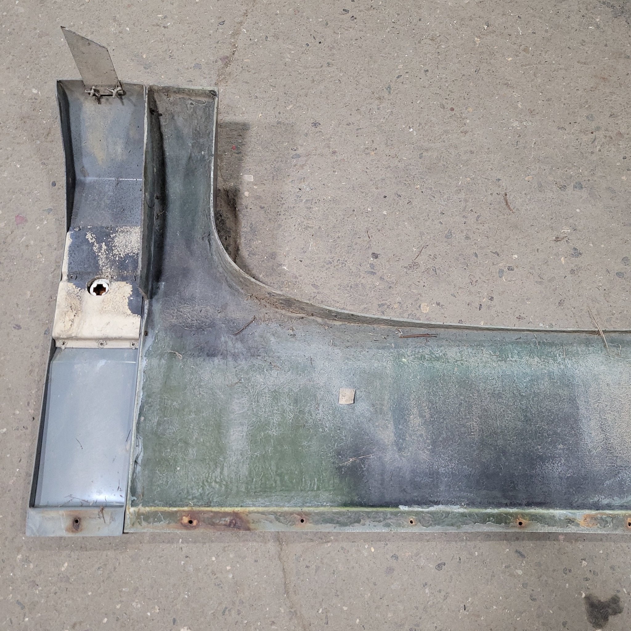 Used Pace Arrow Fender Skirt 55" X 25 1/2" - Image 5