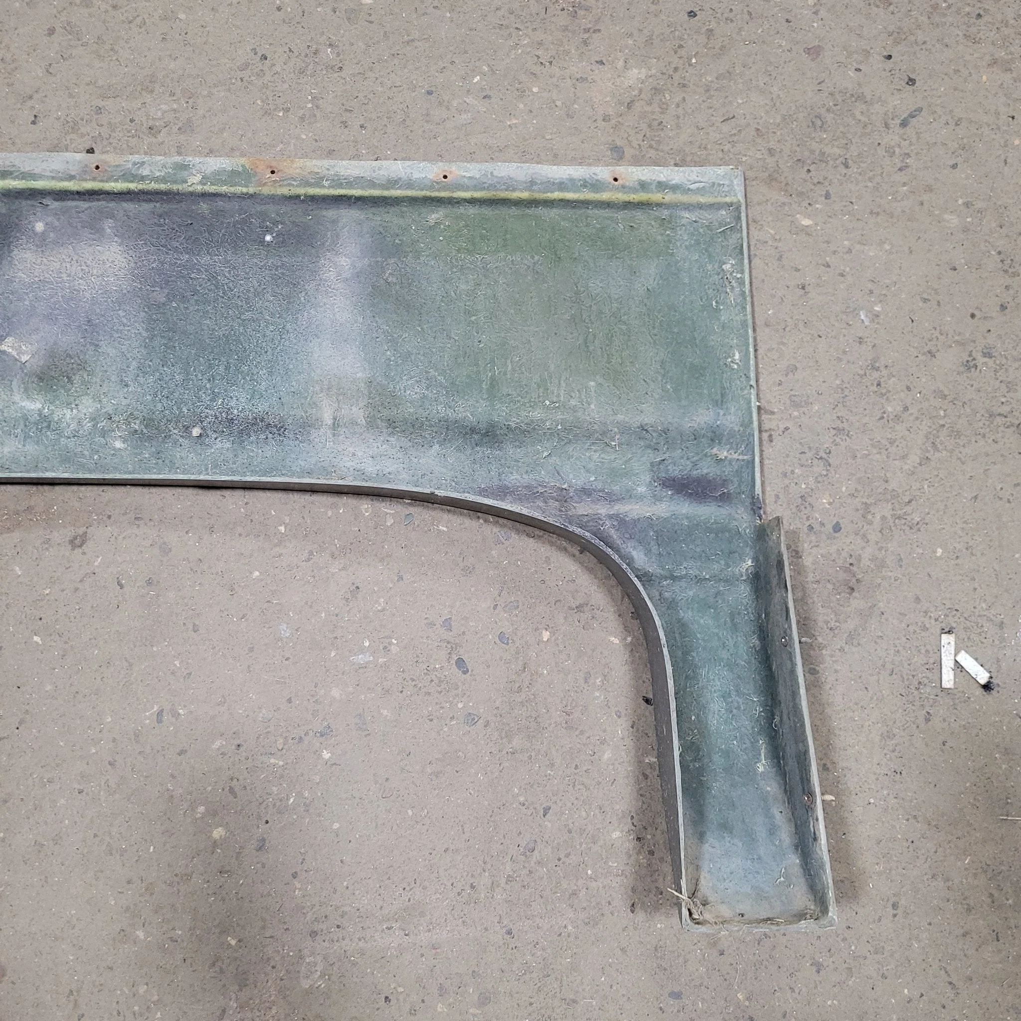 Used Pace Arrow Fender Skirt 55" X 25 1/4" - Image 7