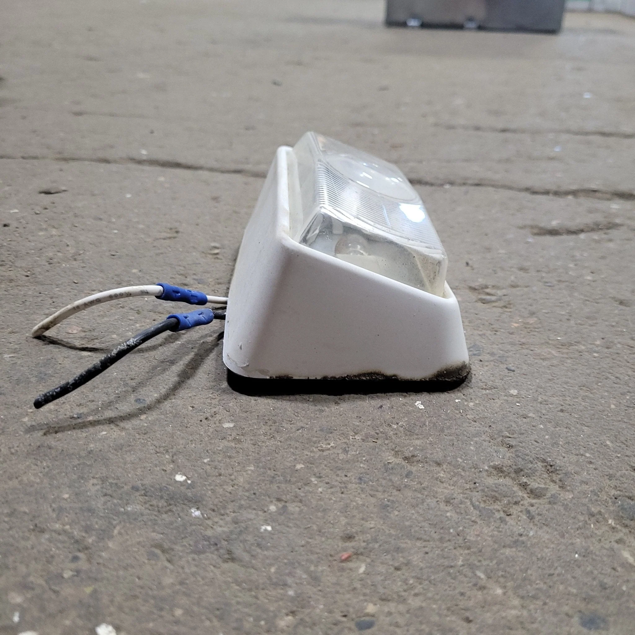 Used Porch Light - Clear Lens - 5 7/8" X 3 1/2" - No Switch - Image 2