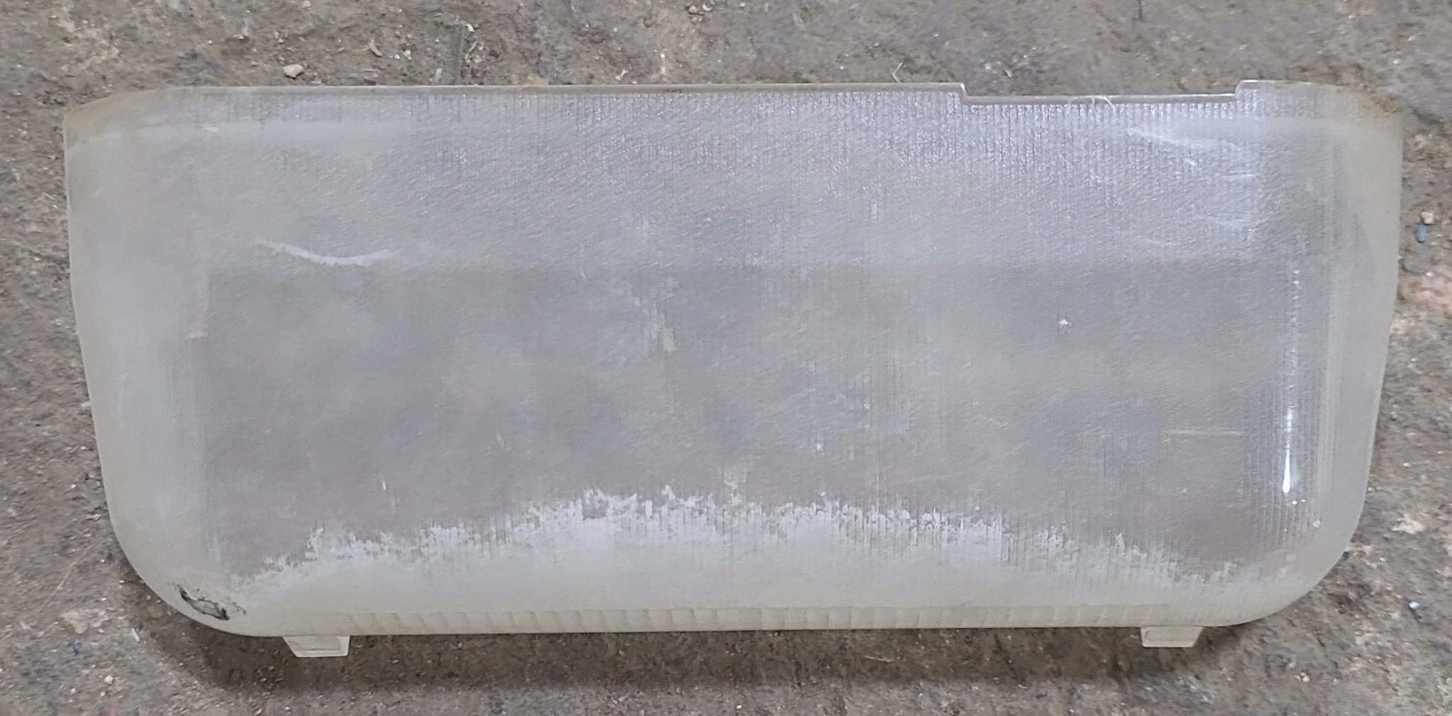 Used Porch Light Replacement Lens, Clear 6 1/4" X 2 1/4"