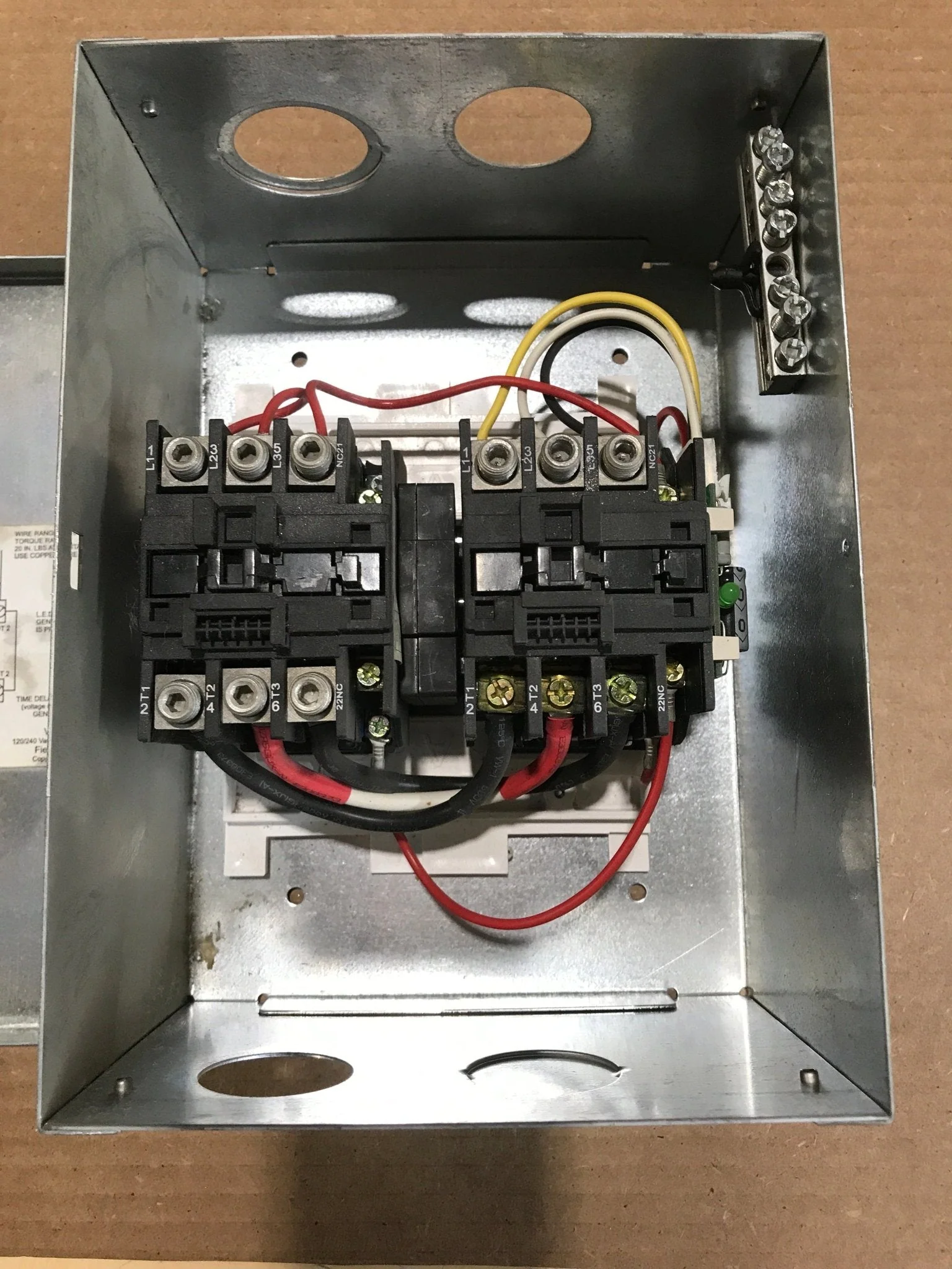 Used Progressive Dynamics Power Transfer Switch 5200 Series, 240 Volt AC/ 50 Amps - PD52 - Image 4