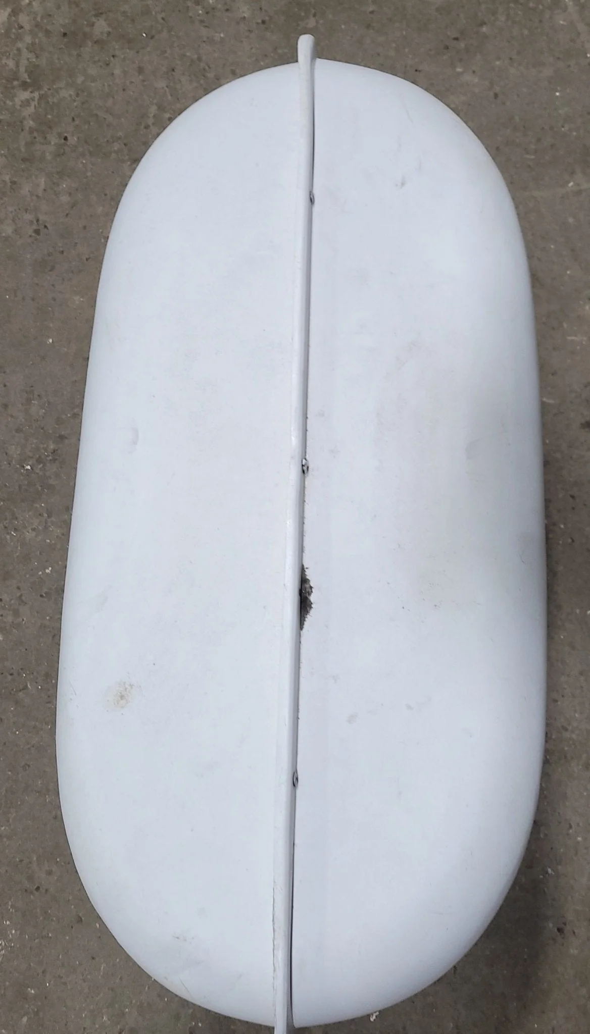 Used Propane Tank Cover - (Fits 20 LB Steel Double Tank) - Image 2