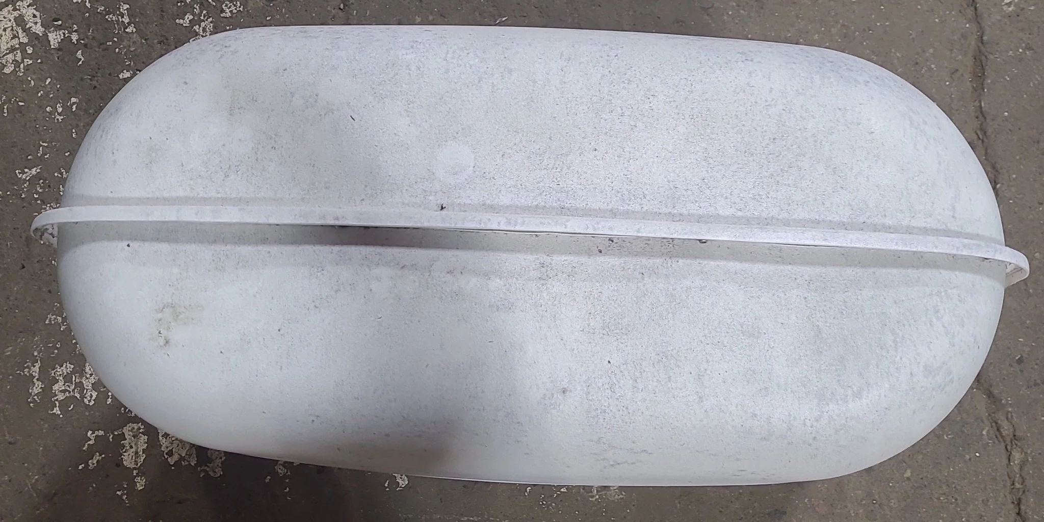 Used Propane Tank Cover - (Fits 20 LB Steel Double Tank) - Image 2