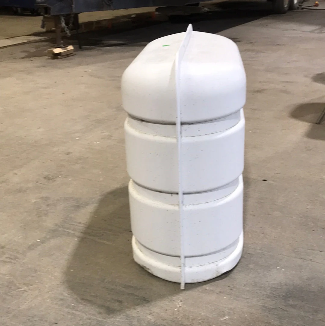 Used Propane Tank Cover - (Fits 30 LB Steel Double Tank) - Image 2