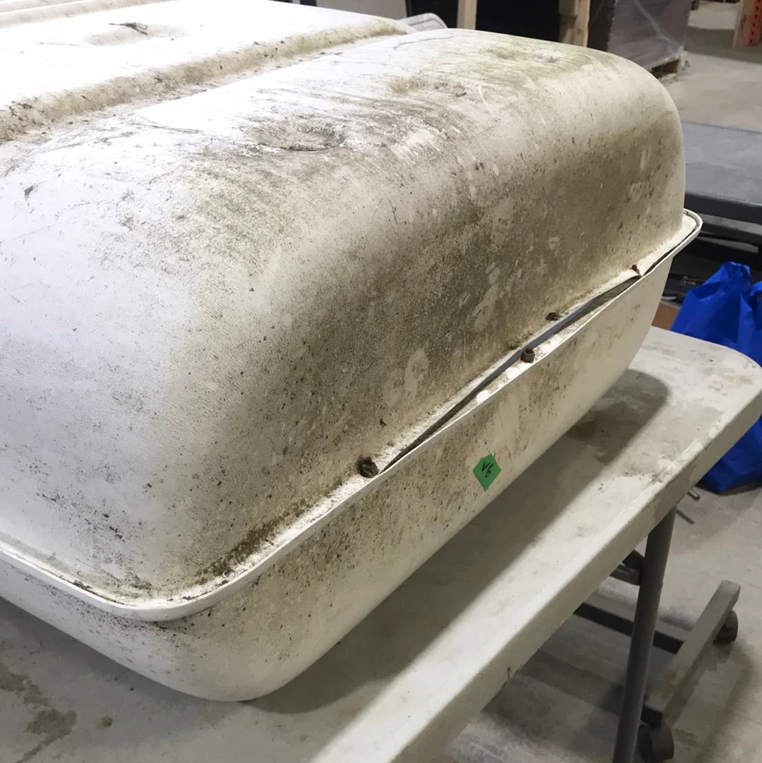 Used Propane Tank Cover - (Fits 30 LB Steel Double Tank) - Image 6