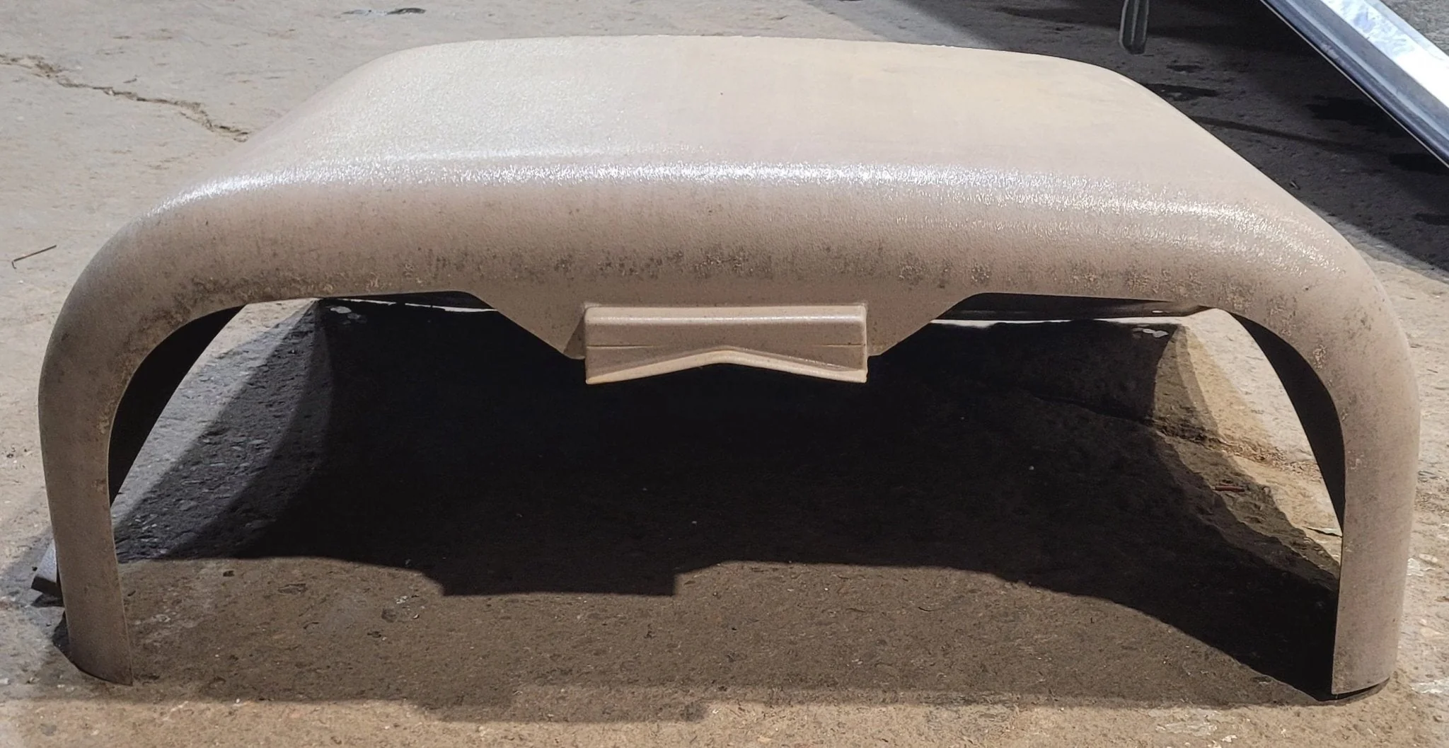 Used Propane Tank Cover - (Fits 30 LB Steel Double Tank) - Image 2
