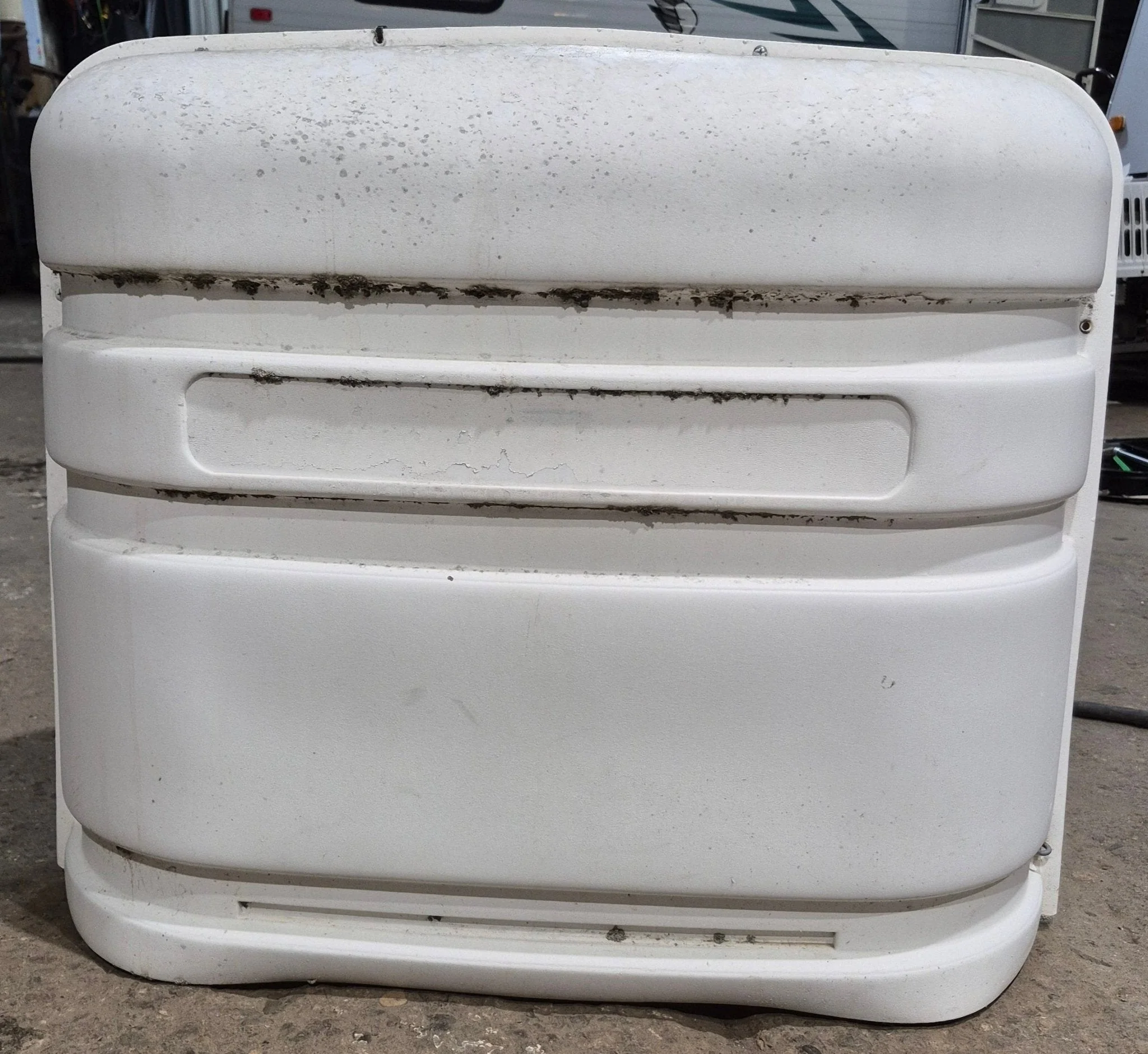 Used Propane Tank Cover - (Fits 30 LB Steel Double Tank)