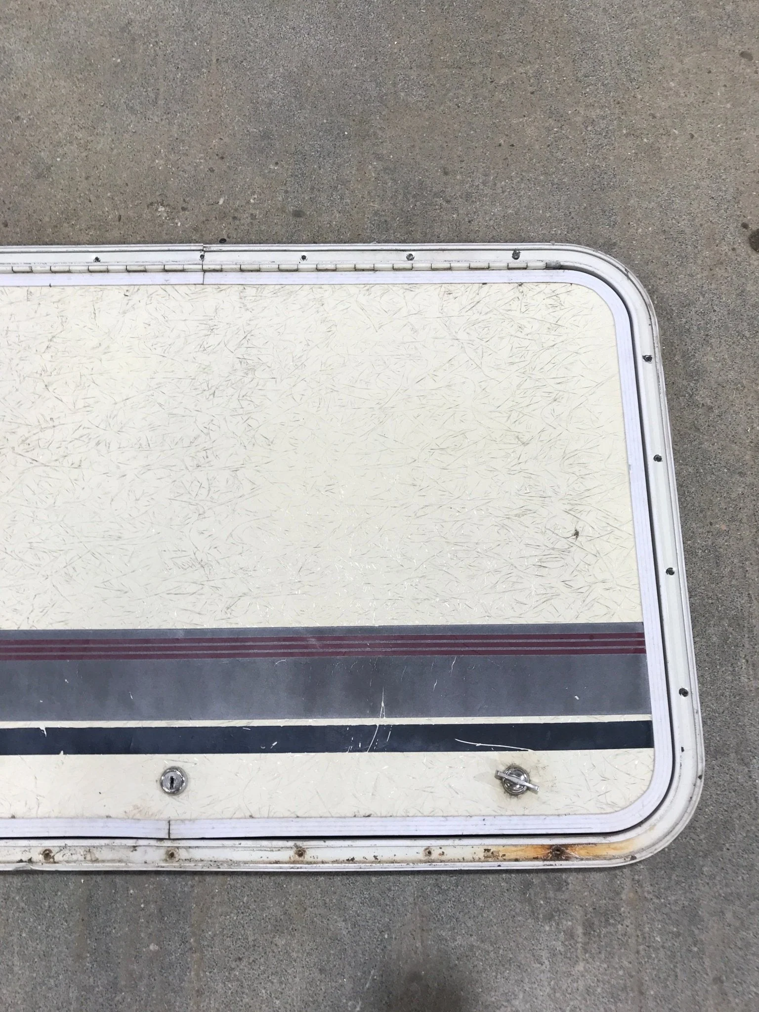 Used Radius Cargo Door 32 1/4" W x 20 1/2" H x 3/4" D - Image 3