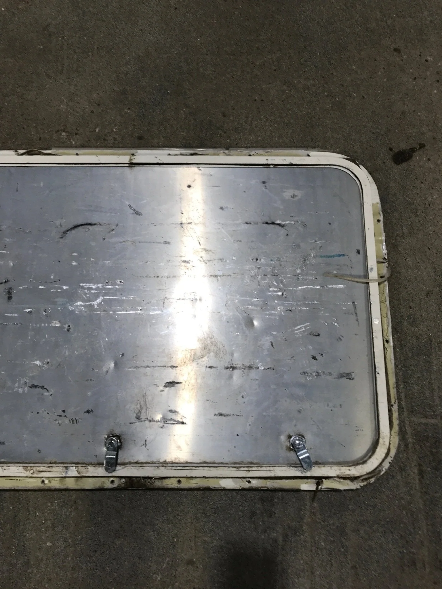 Used Radius Cargo Door 32 1/4" W x 20 1/2" H x 3/4" D - Image 5
