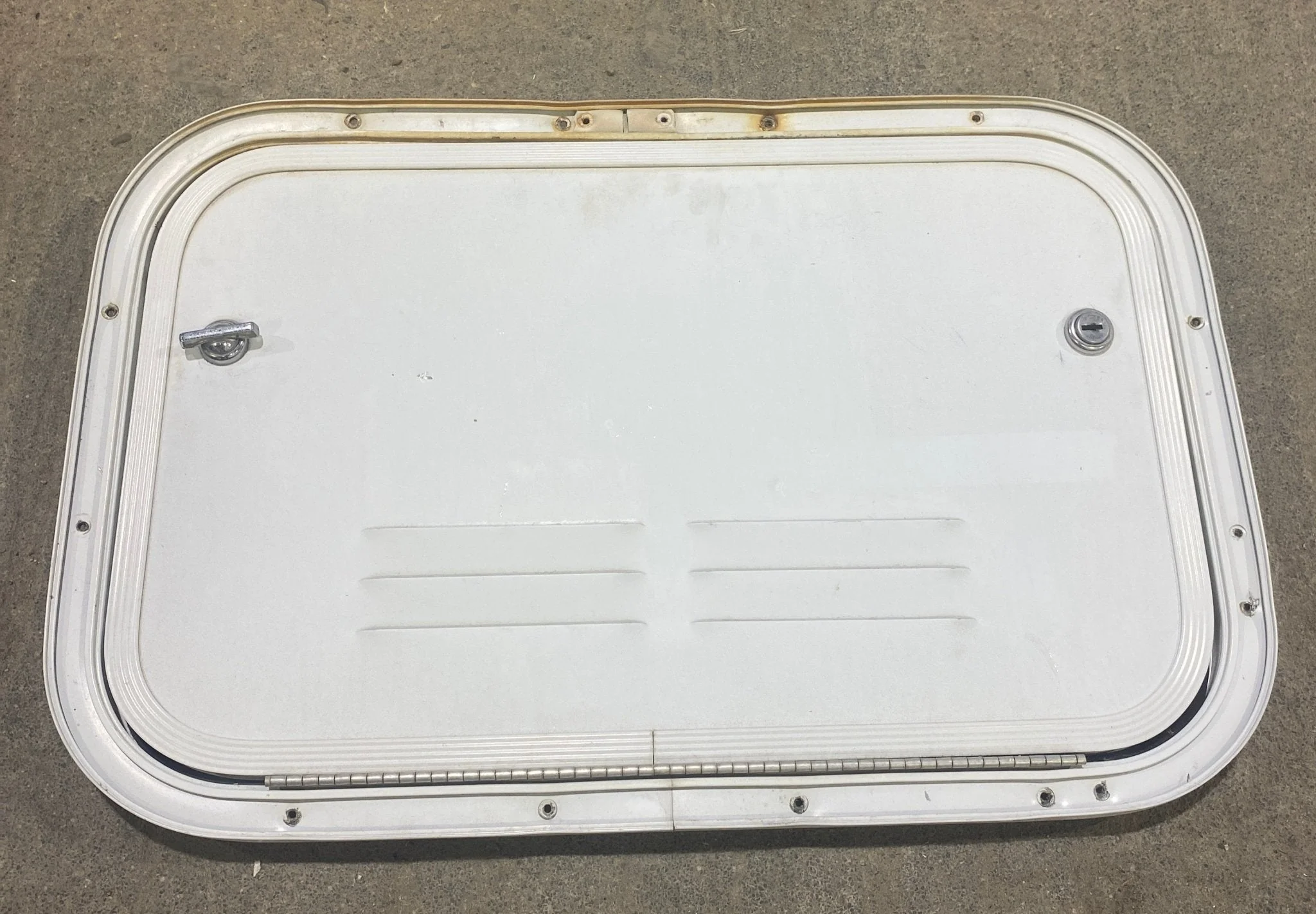 Used Radius Cornered Battery / Propane Cargo Door 18 3/4" x 11 3/4" x 3/4" D - Image 2