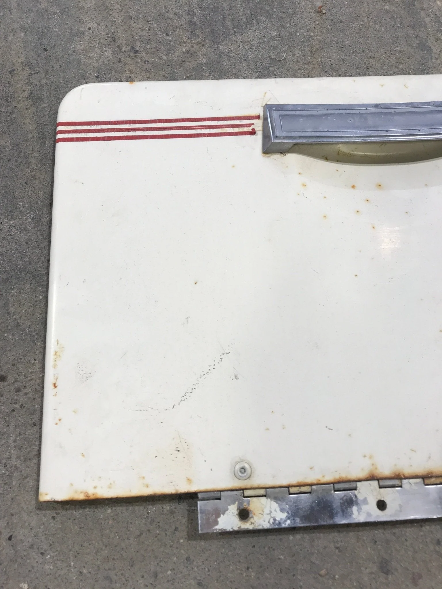 Used Radius Cornered Cargo / Access Door 18" x 11" x 1/4"D - Image 2