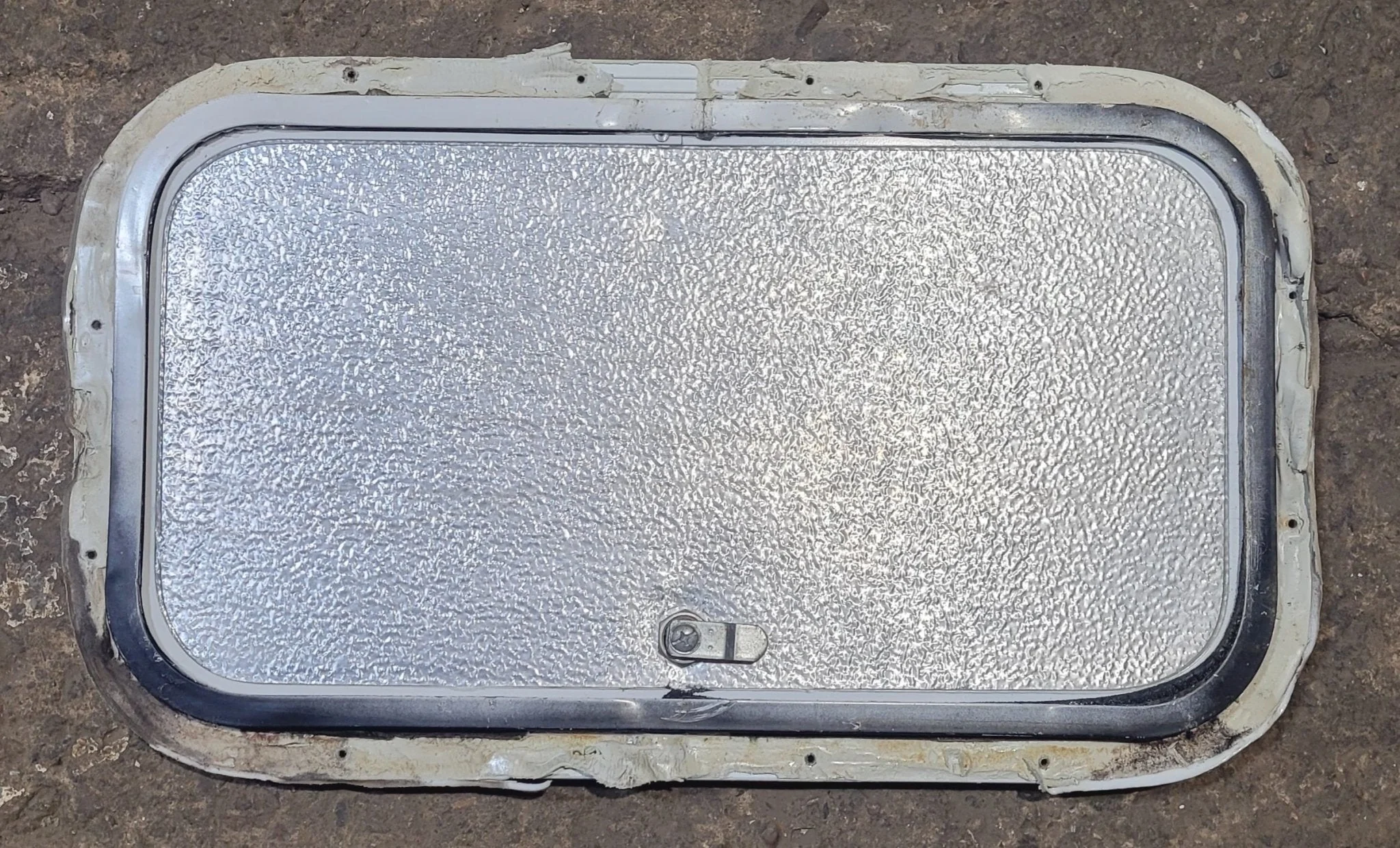 Used Radius Cornered Cargo Door 19 3/4" x 10 7/8" x 1/2"D - Image 2