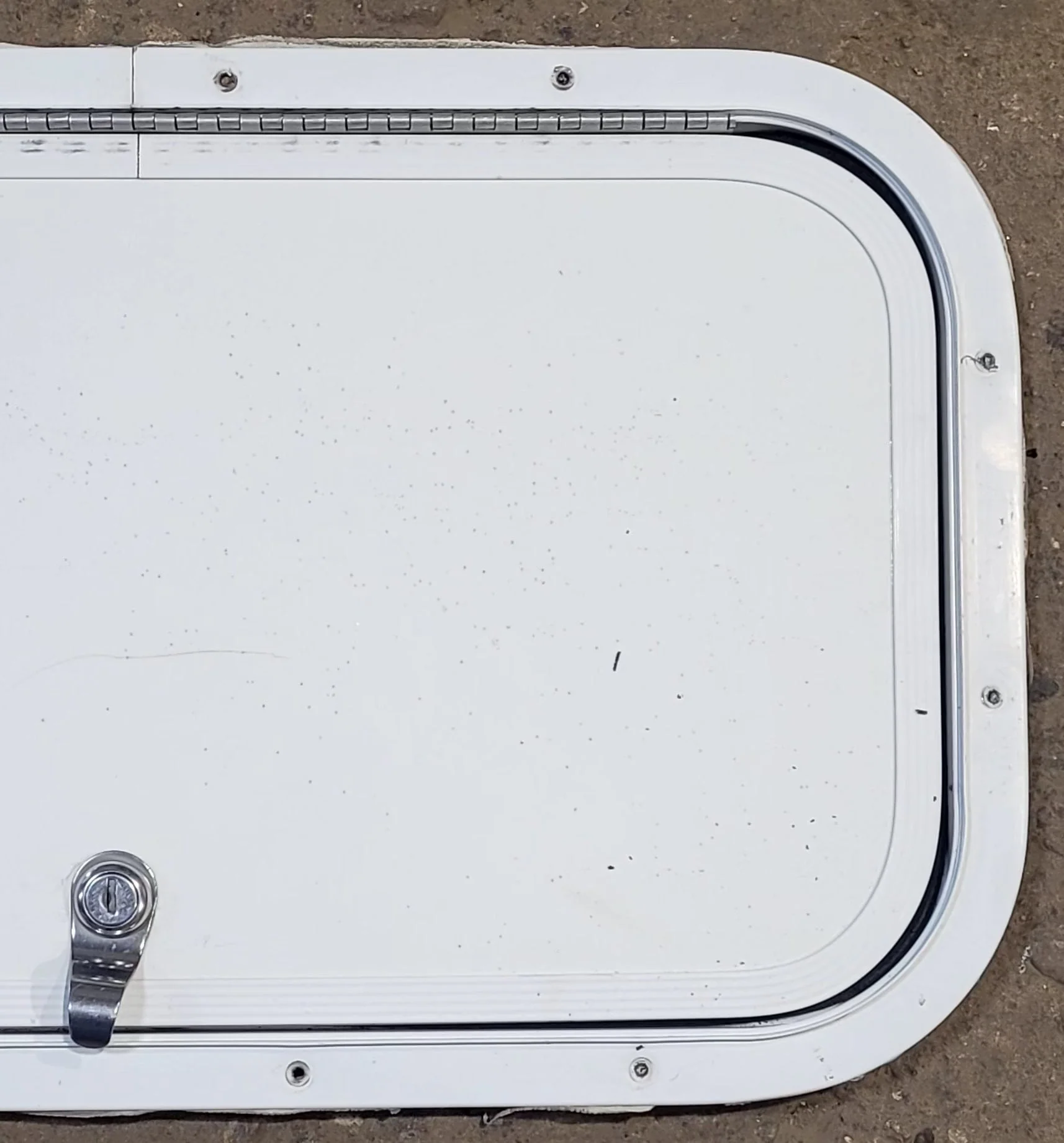 Used Radius Cornered Cargo Door 19 7/8" x 10 7/8" x 1/2"D - Image 3