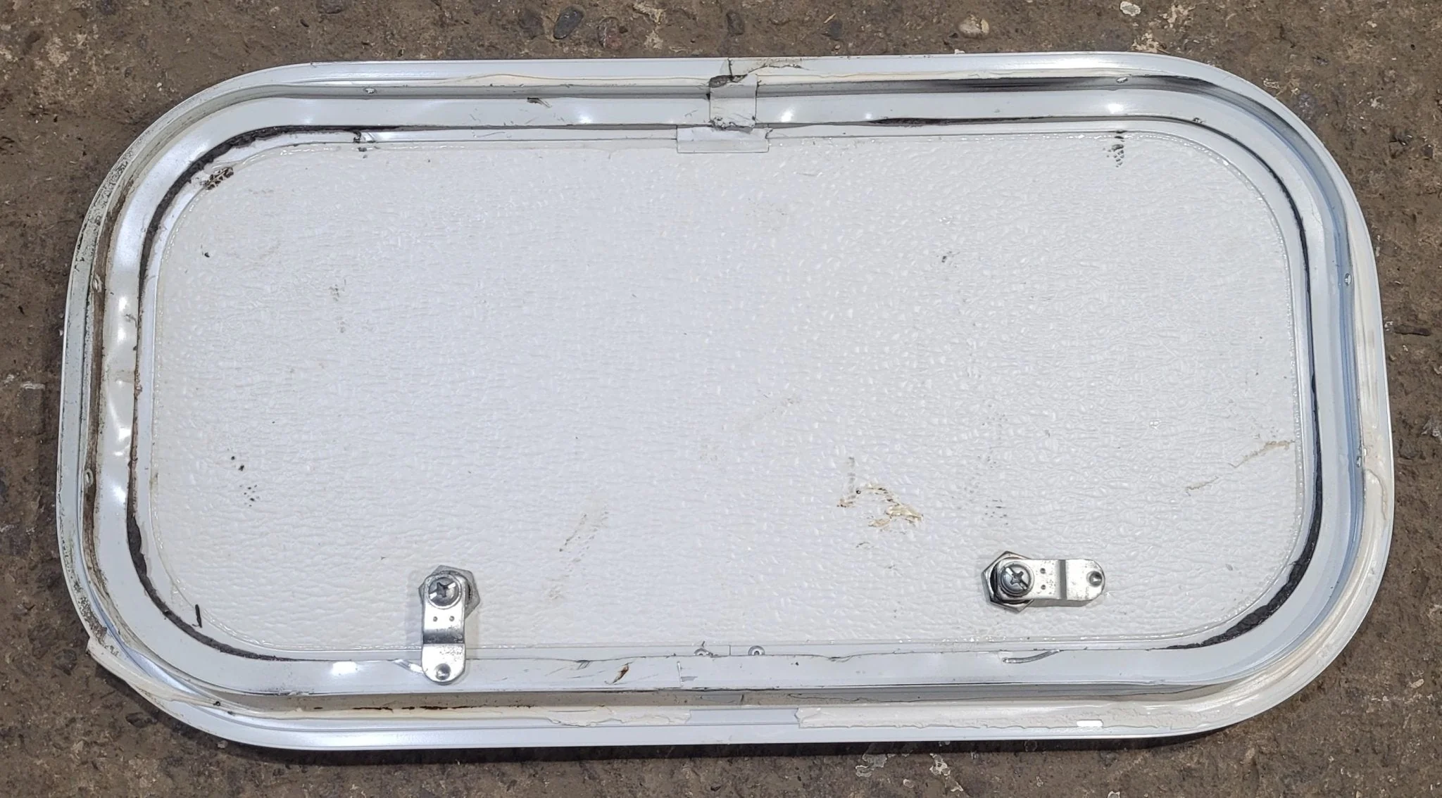Used Radius Cornered Cargo Door 19 7/8" x 9 3/4" x 1" D - Image 2