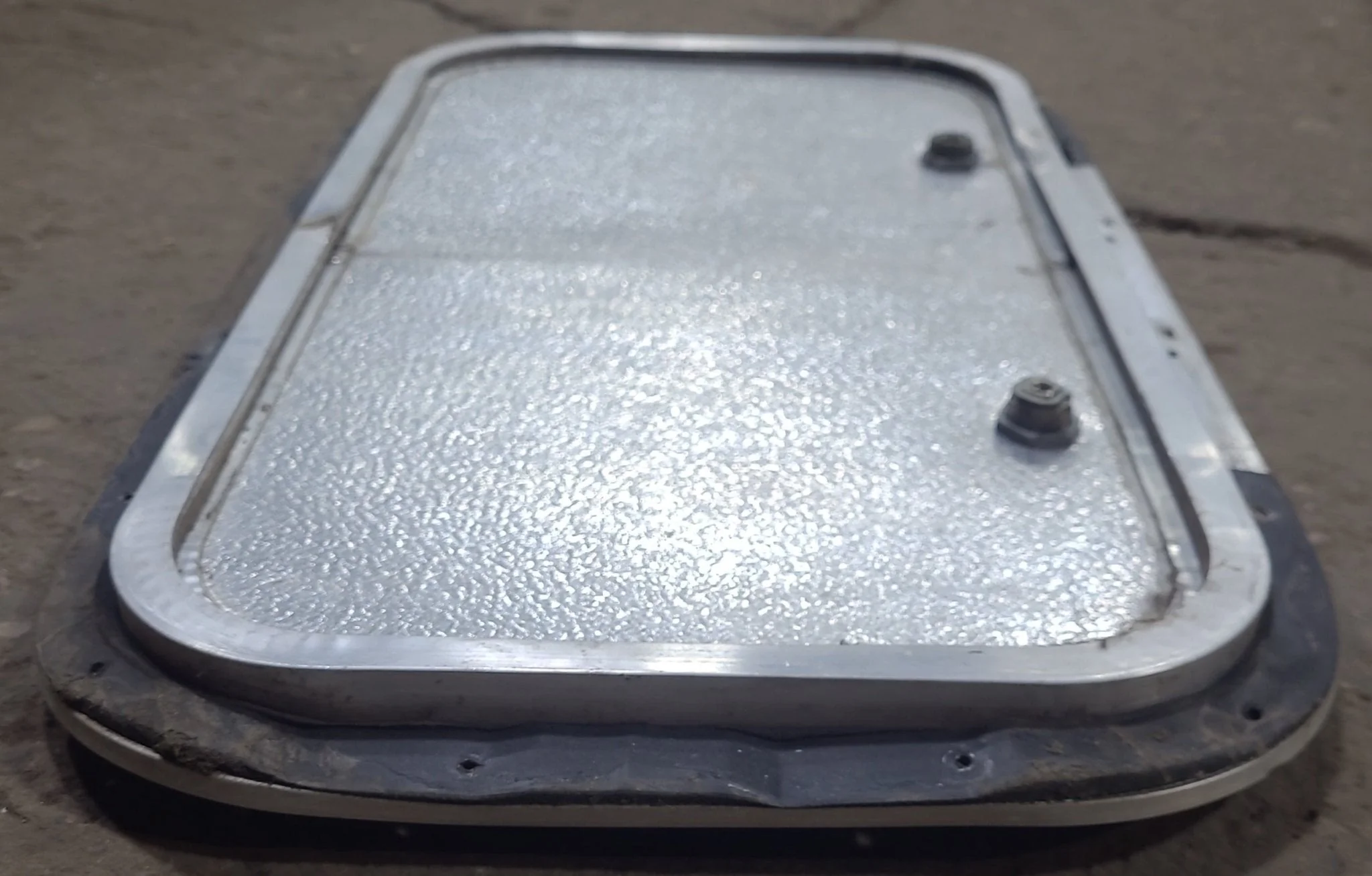 Used Radius Cornered Cargo Door 19 3/4" x 10 7/8" x 5/8" D - Image 4