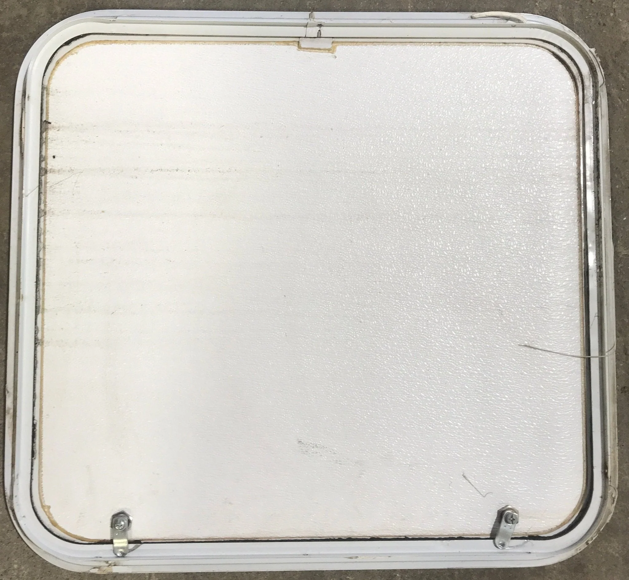 Used Radius Cornered Cargo Door 25 3/4" W x 23 3/4" H x 1" D - Image 4