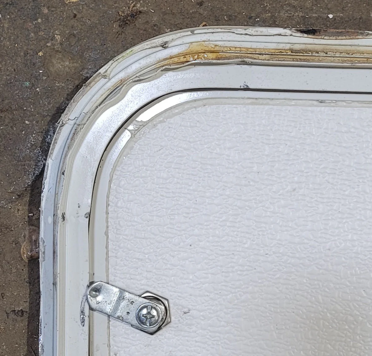 Used Radius Cornered Cargo Door 25 7/8" x 25 7/8" x 1"D - Image 4