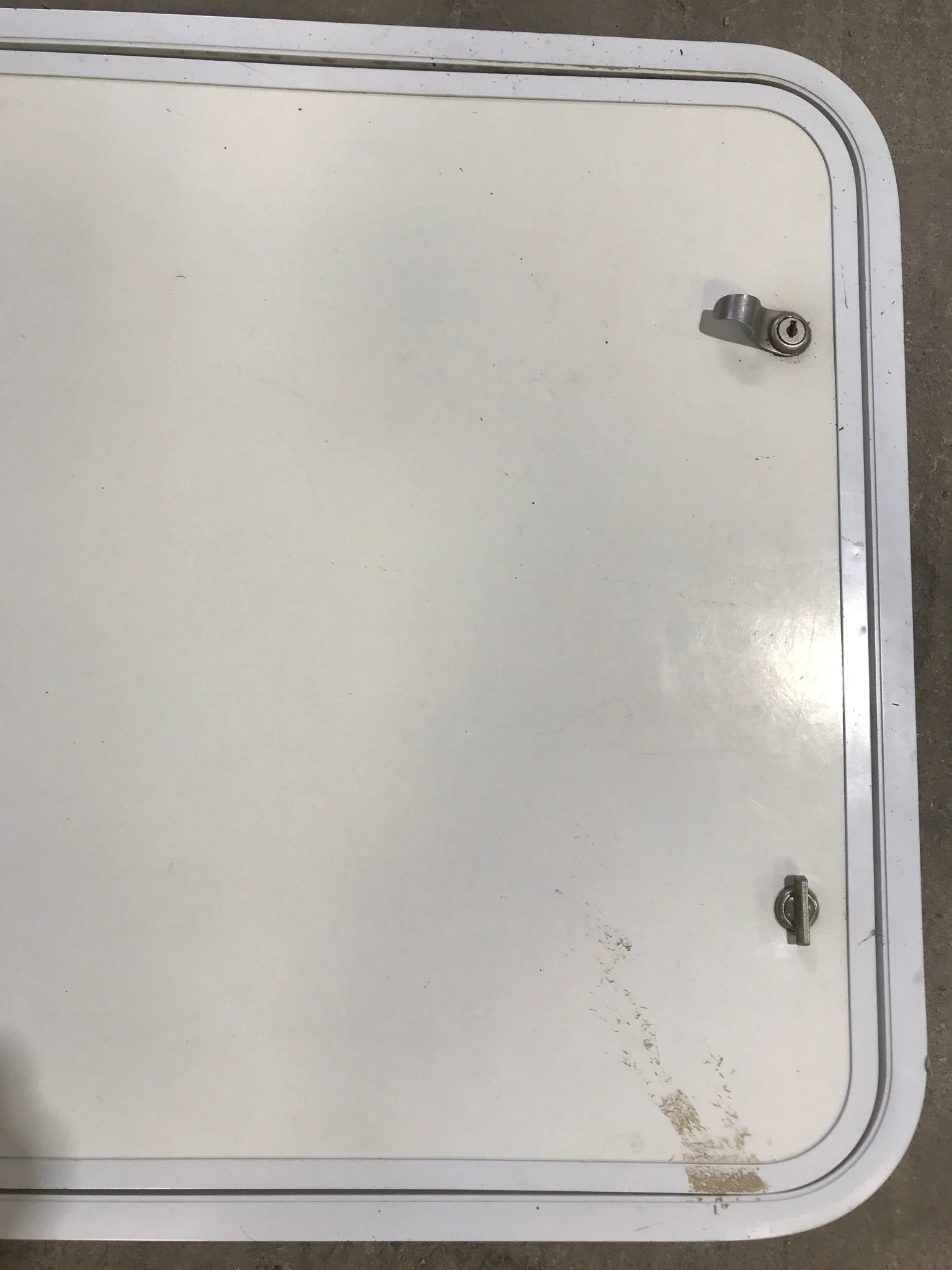 Used Radius Cornered Cargo Door 29 1/2" x 23 7/8" x 3/4" D - Image 3