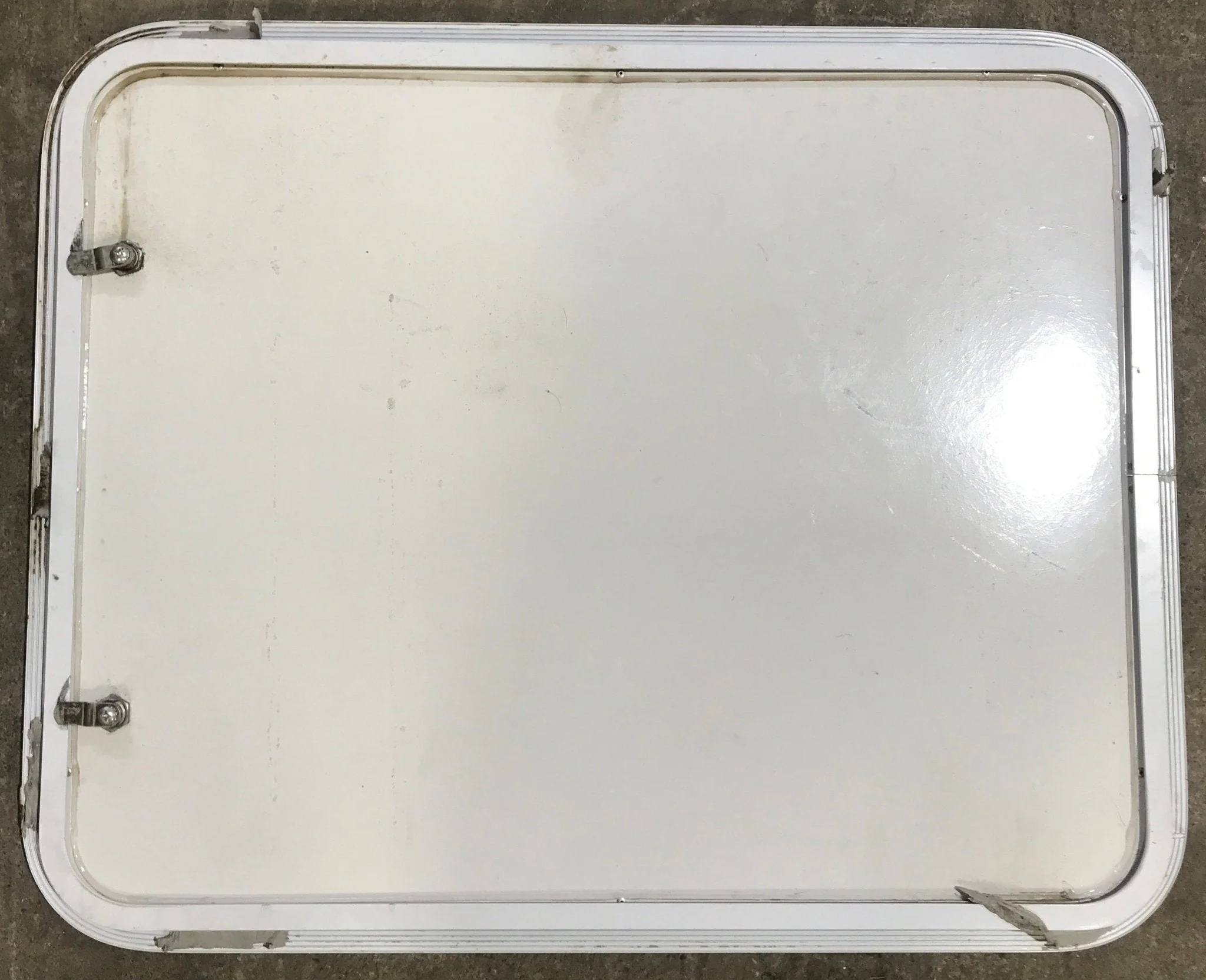 Used Radius Cornered Cargo Door 29 1/2" x 23 7/8" x 3/4" D - Image 4