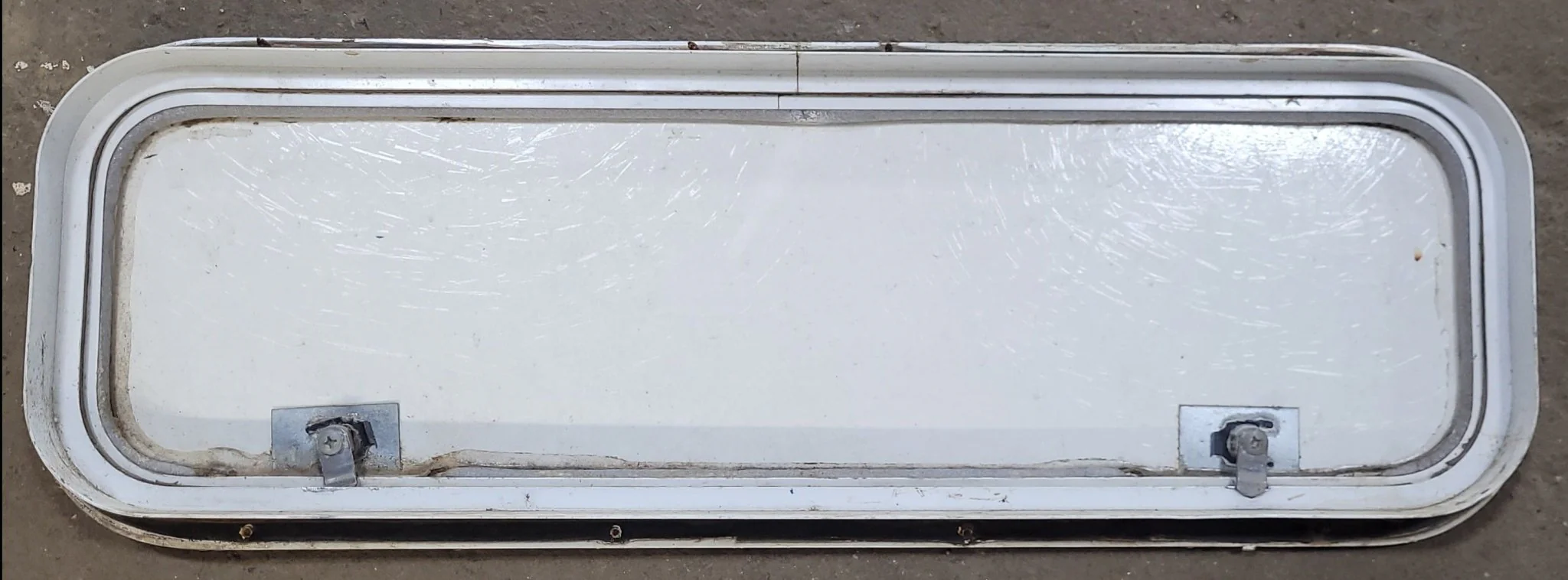 Used Radius Cornered Cargo Door 29 3/4" W x 9 3/8" H x 1 7/8" D - Image 2