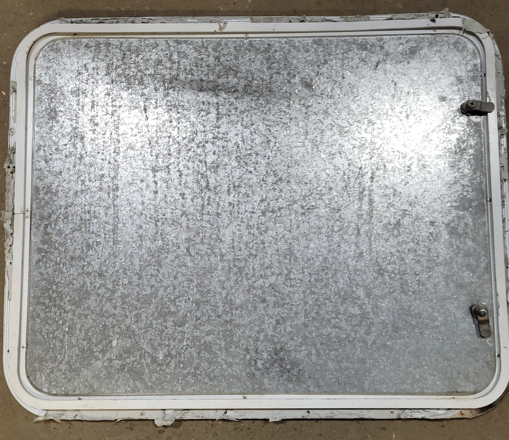 Used Radius Cornered Cargo Door 29 5/8" x 23 3/4" X 3/4" D - Image 3