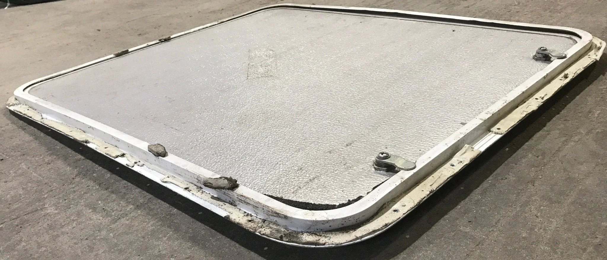 Used Radius Cornered Cargo Door 29 7/8" x 25 7/8" x 3/4" D - Image 5