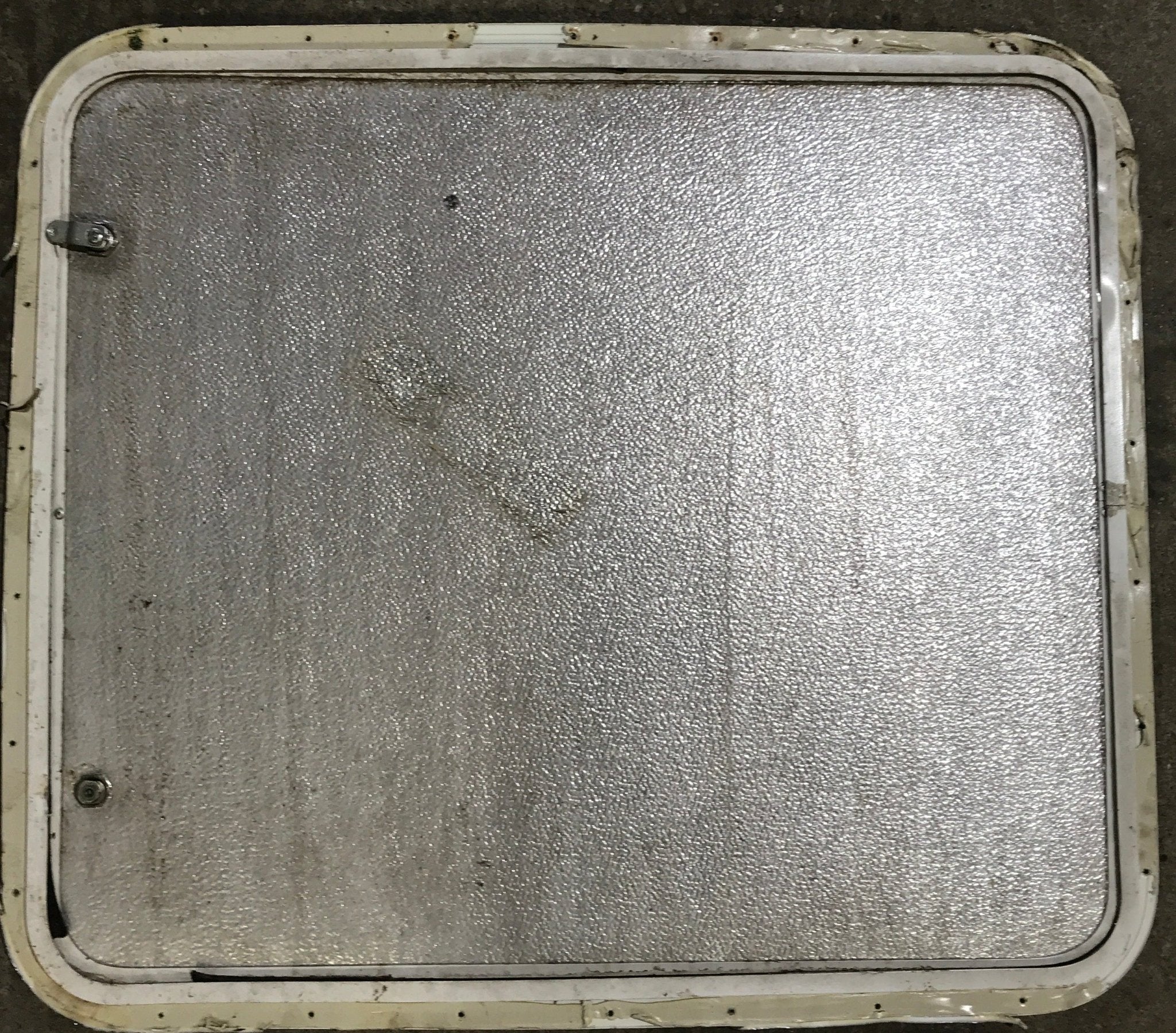 Used Radius Cornered Cargo Door 29 7/8" x 25 7/8" x 3/4" D - Image 4