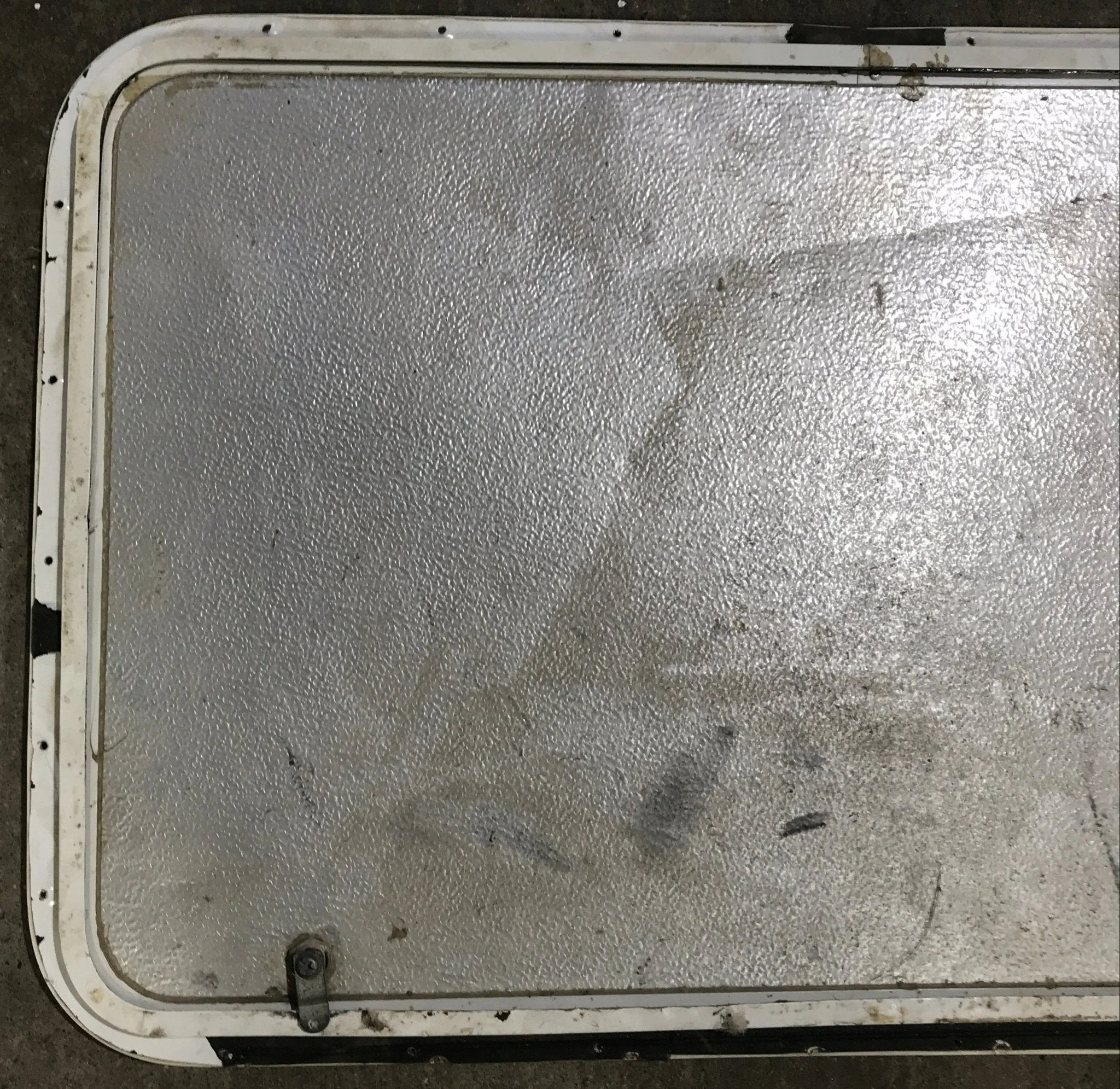 Used Radius Cornered Cargo Door 36" x 21 3/4" x 1/2" D - Image 5