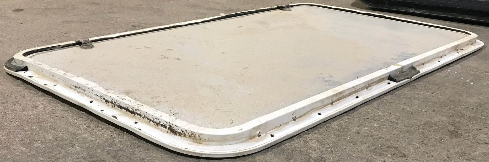 Used Radius Cornered Cargo Door 36" x 21 3/4" x 1/2" D - Image 7