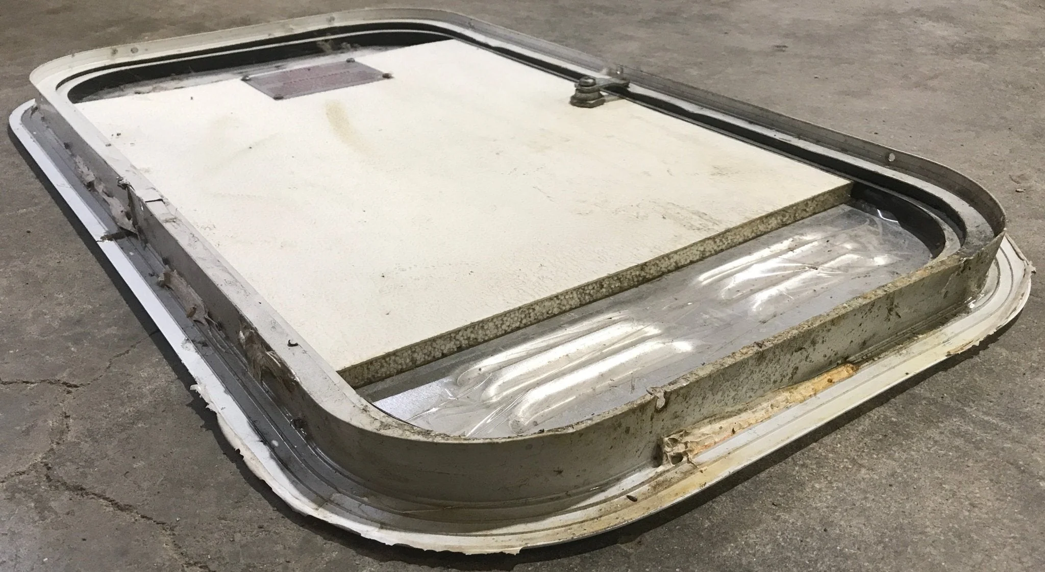 Used Radius Cornered Propane / Battery Cargo Door 13 3/4" x 24" x 1"D - Image 5