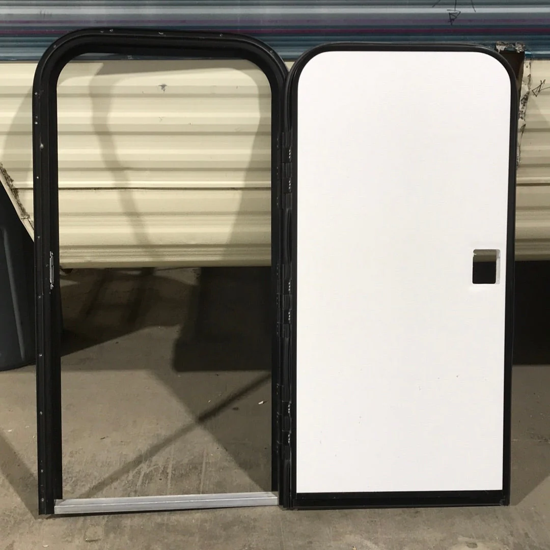 Used Radius Entry Door 47" x 23 1/2" - Image 3