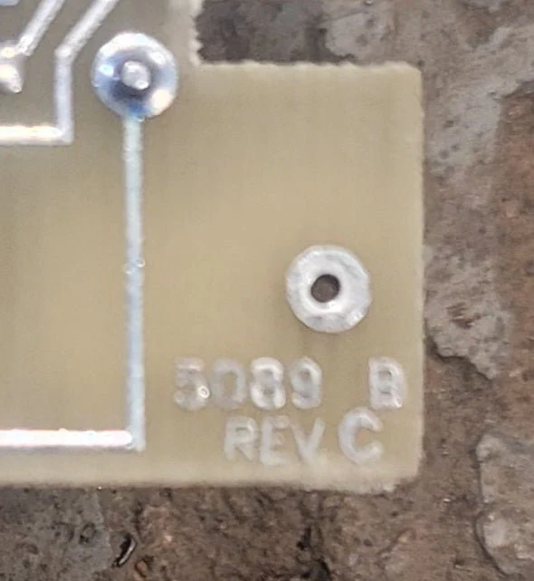 Used Range Hood Fan Circuit Board - Image 3