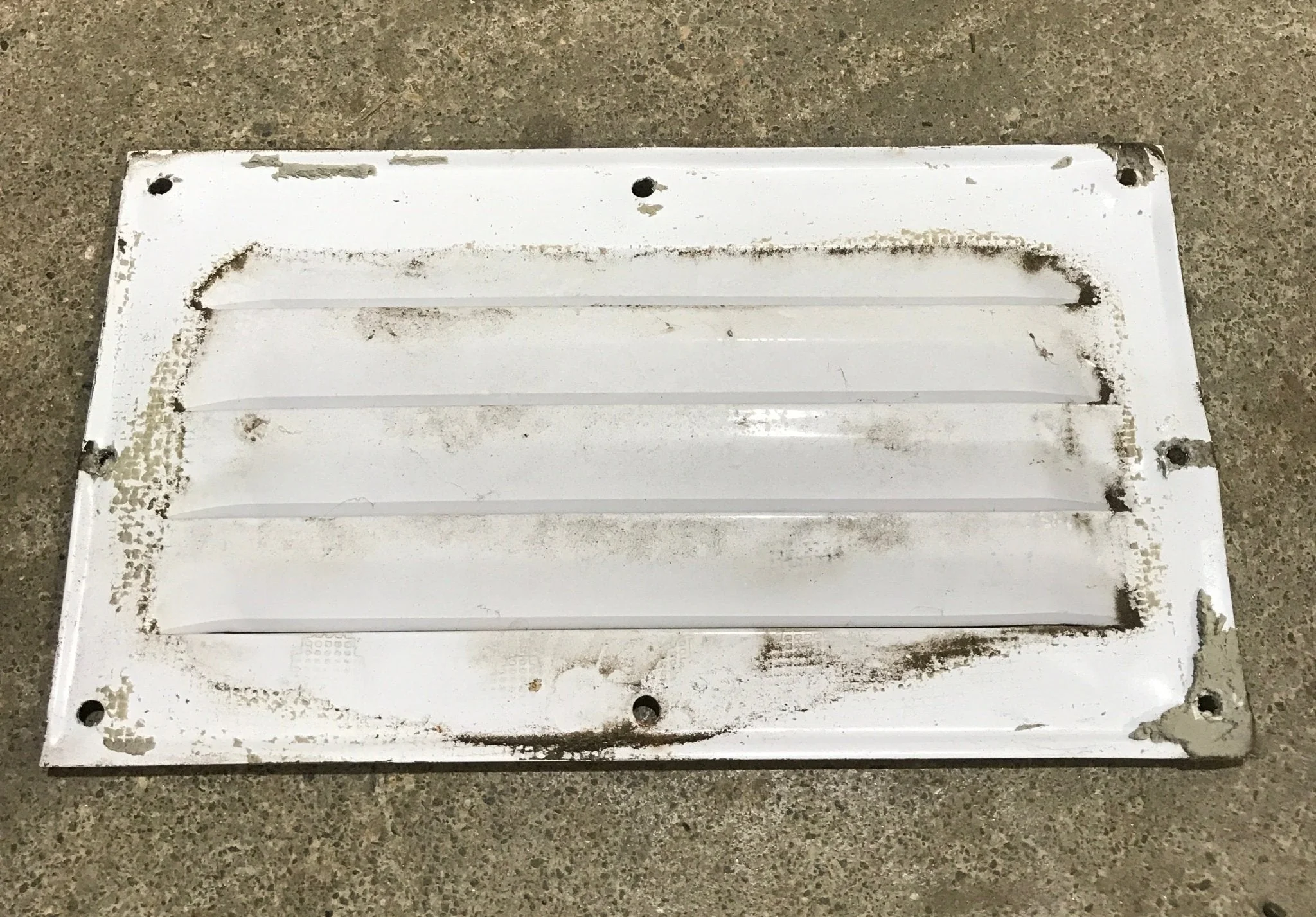 Used Range Hood Vent Cover - Image 2