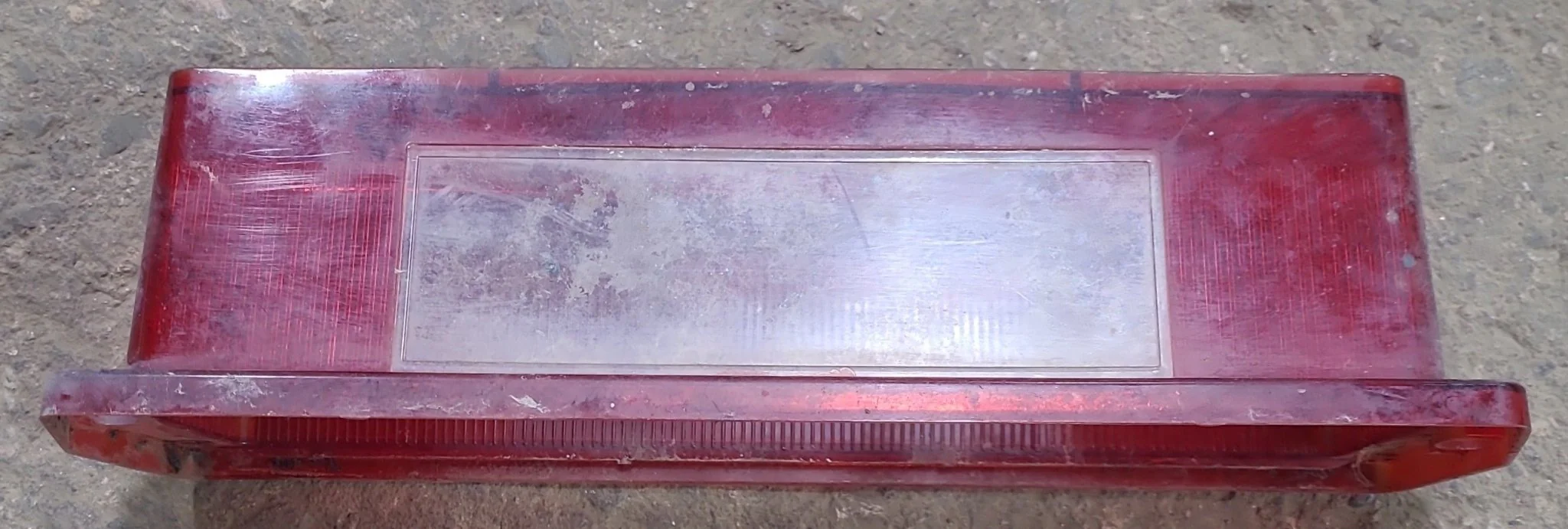 Used Retro BARGMAN No.95 SAE-STIALR-69 Replacement Lens for Tail Light - Red - Image 2