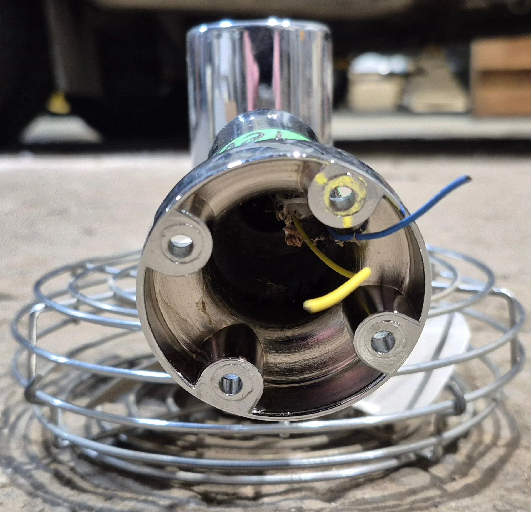 Used Retro Mounted Fan - Hard Wired - Image 3