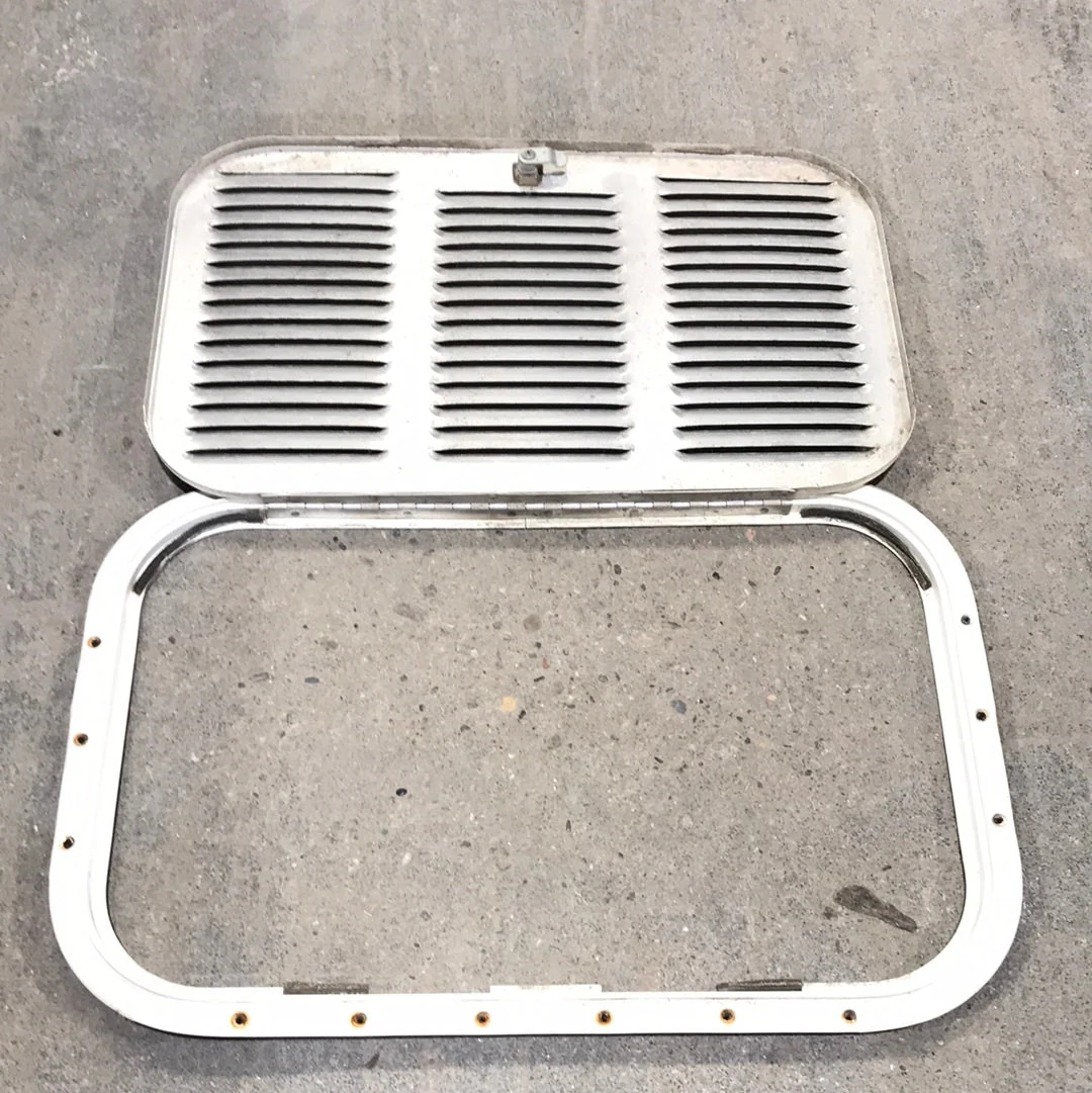 Used Retro NORCOLD 616009/ DOMETIC (P/N UNKNOWN for RM2214R) - Off White Vent Door with Off White Trim - Image 2