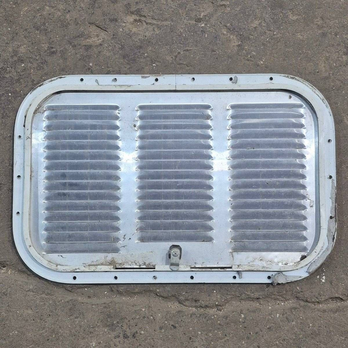 Used Retro Norcold/ Dometic Fridge Vent Door, Off White, Off White Trim - 616009 / 8032214R20 - Image 2