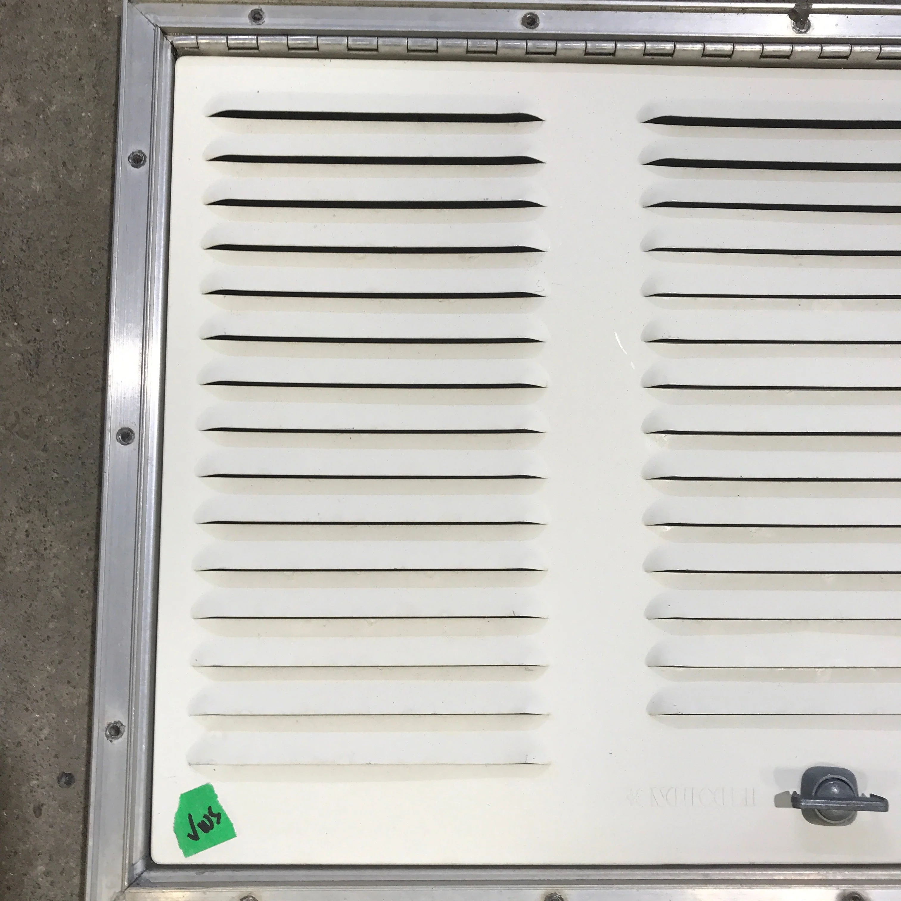 Used Retro Norcold 616010/ Dometic (P/N UNKNOWN for RM2214) - Off White Vent Door - Image 2