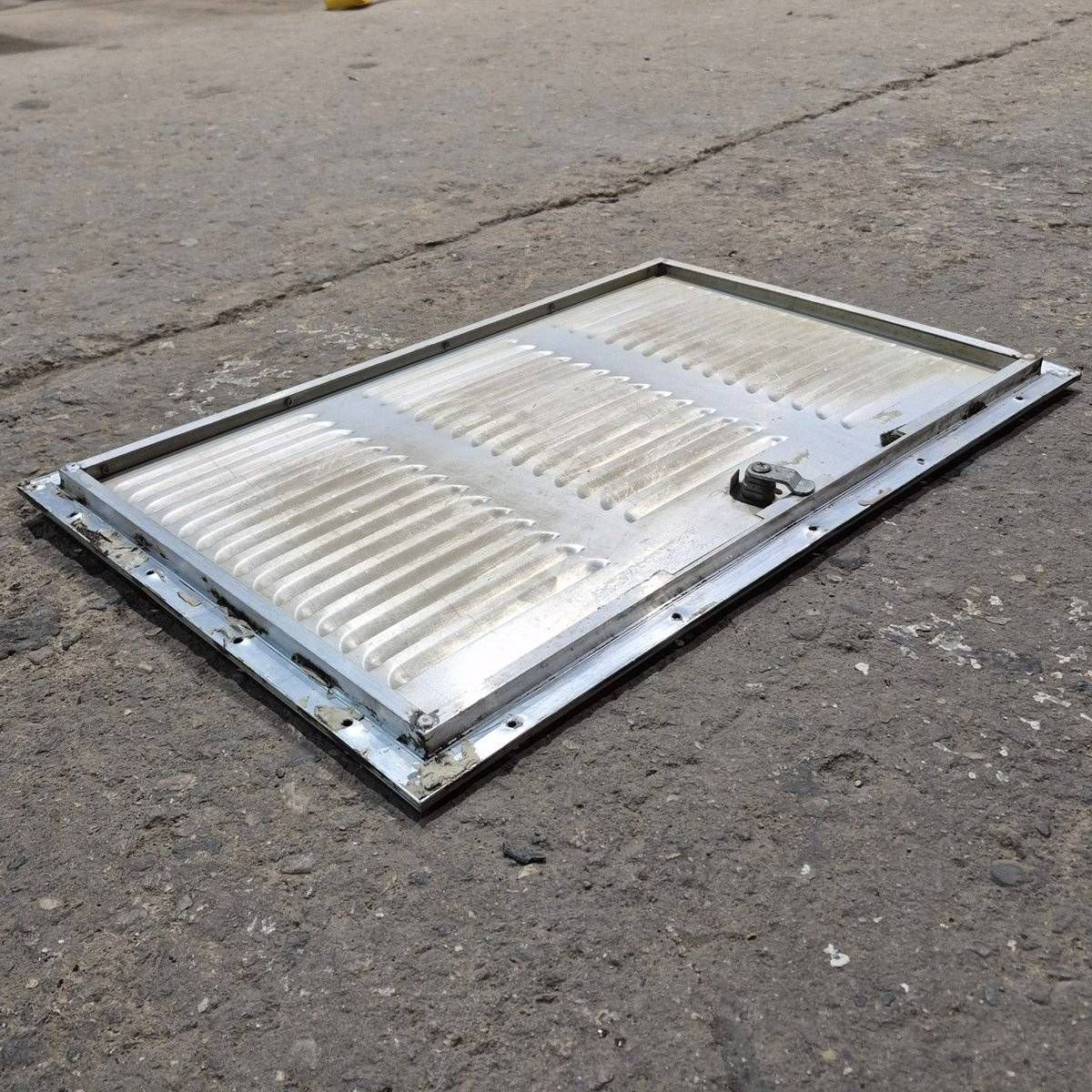 Used Retro Norcold / Dometic White Vent Door, With Silver Trim - 616010 - Image 3