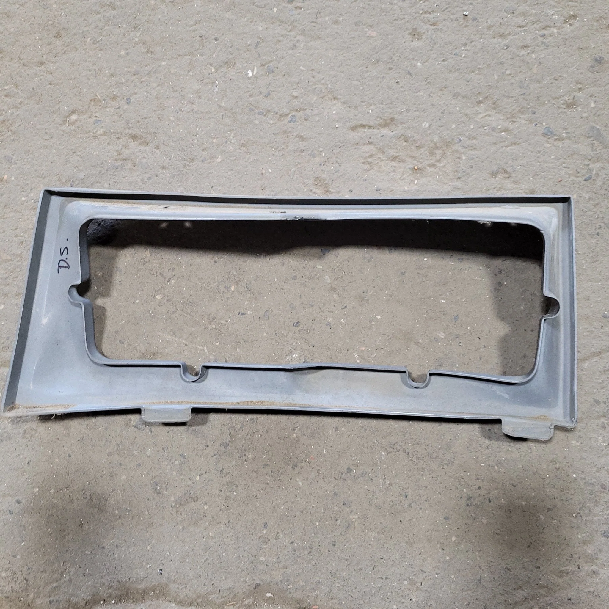 Used Retro Pace Arrow Headlight Housing- Drivers Side - Image 4
