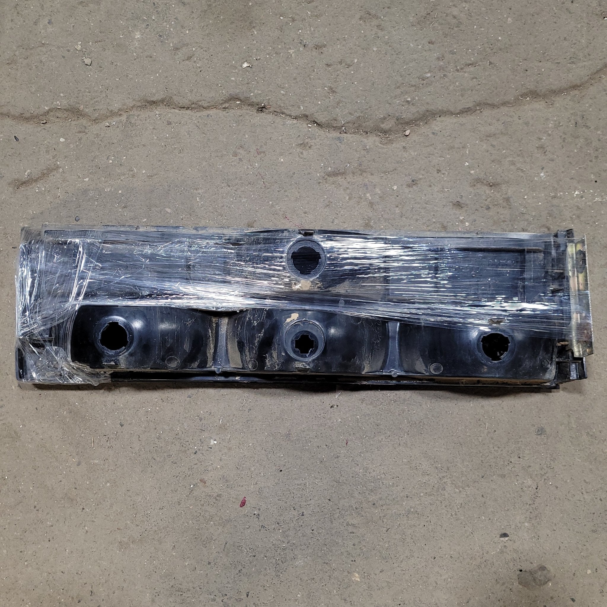 Used Retro Pace Arrow Tail Light Assembly- Driver Side - Image 2