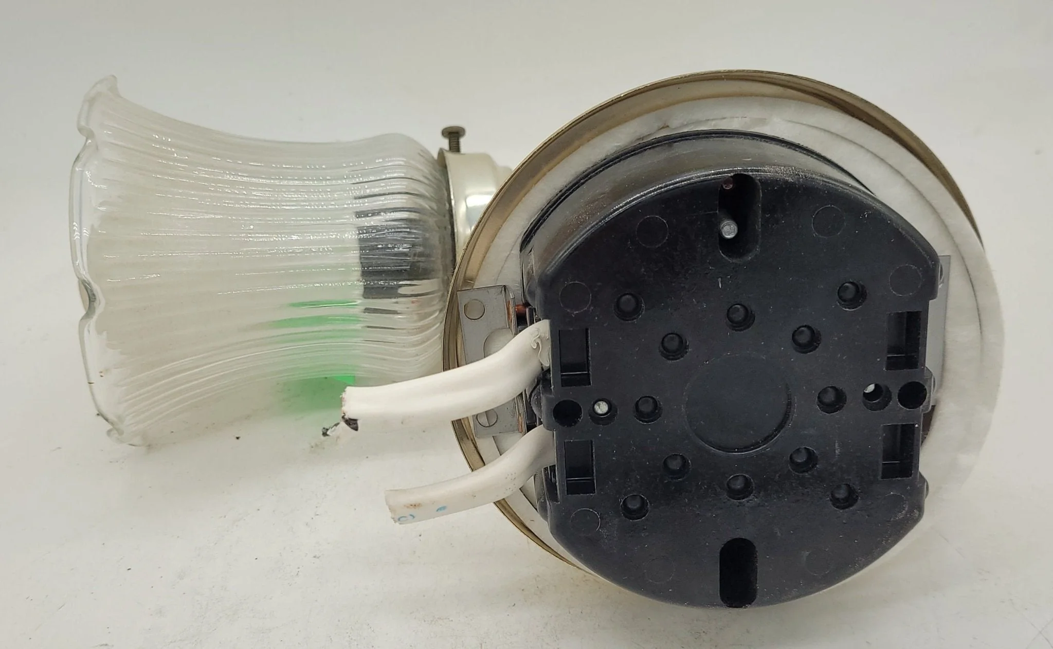 Used Retro Wall Mount Light - Image 2