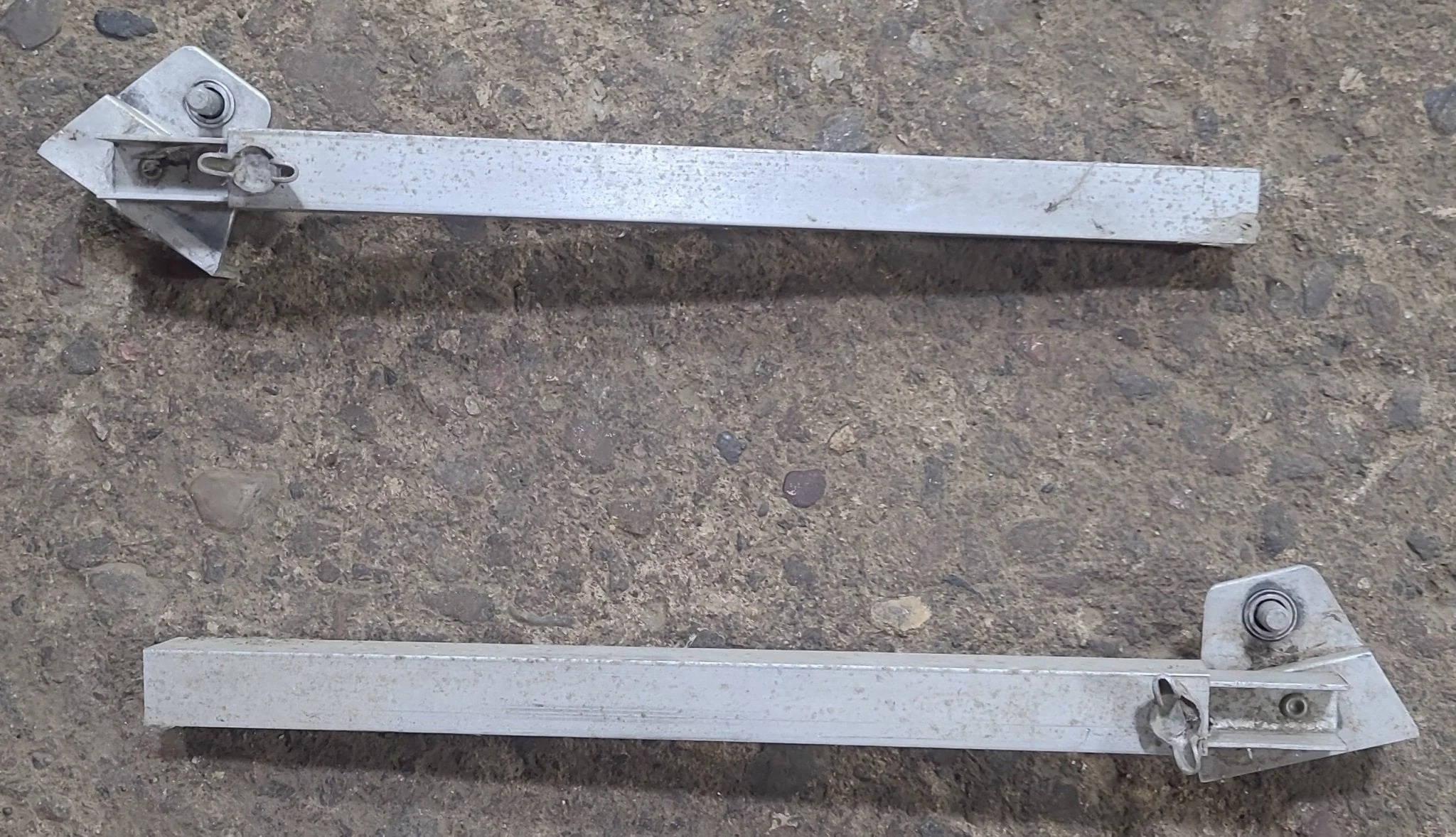 Used Rock Guard Window Arm 10"- pair - Image 2