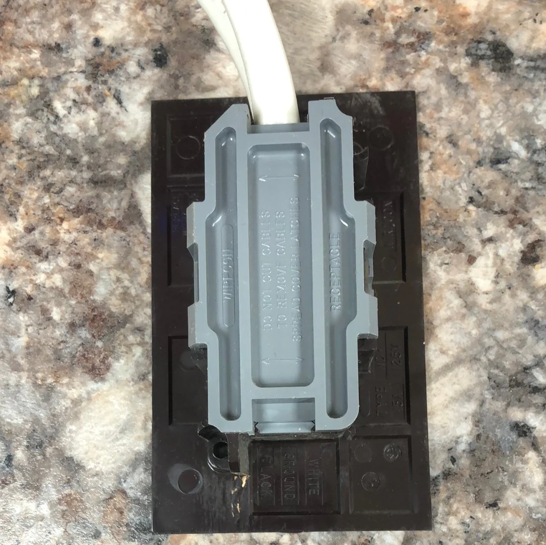 Used RV 110 Volt Wall Receptacle / Outlet - Image 2