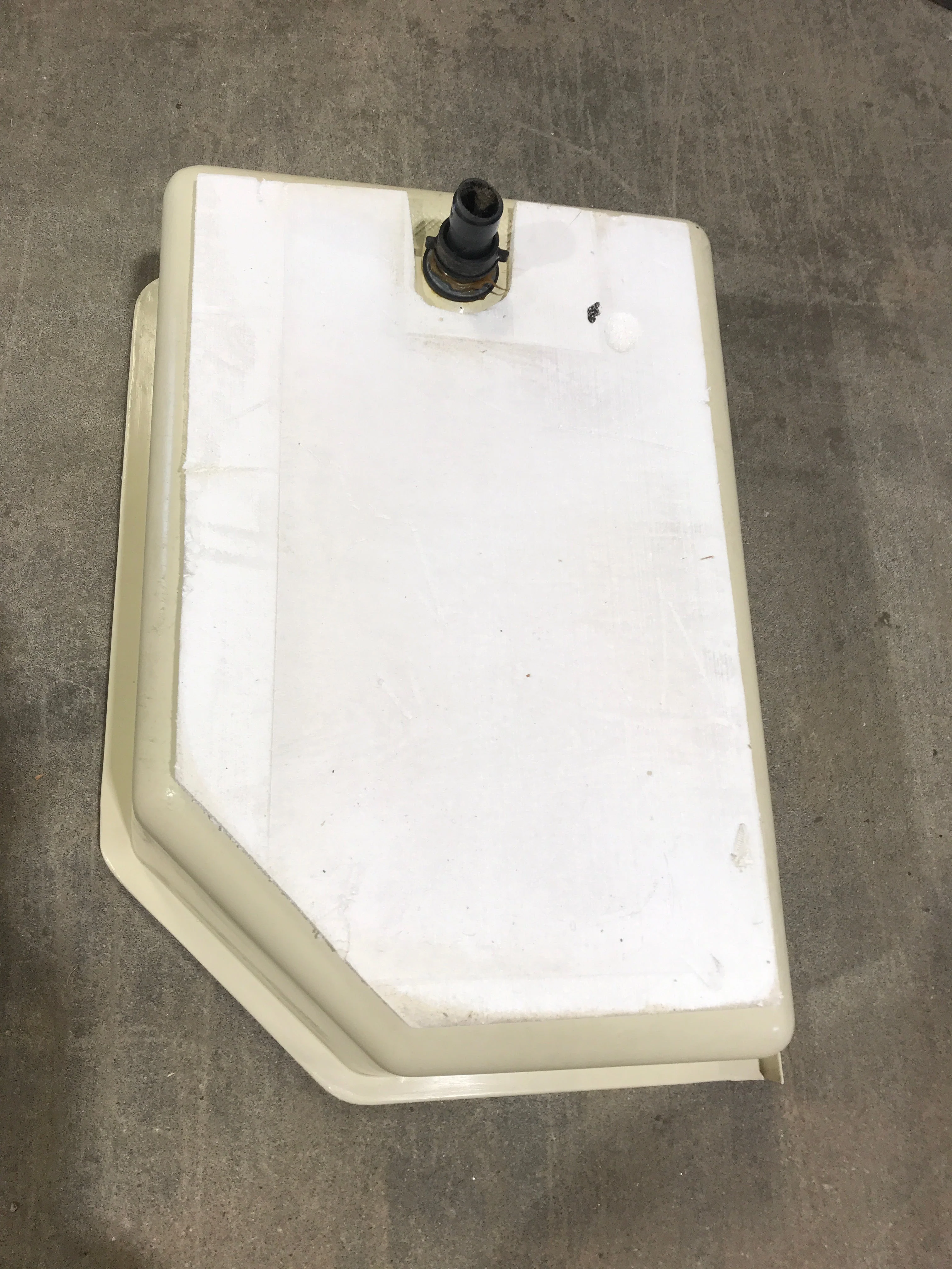 Used RV Bath Tub 35” L x 26 W ” Left Hand Drain - Image 2