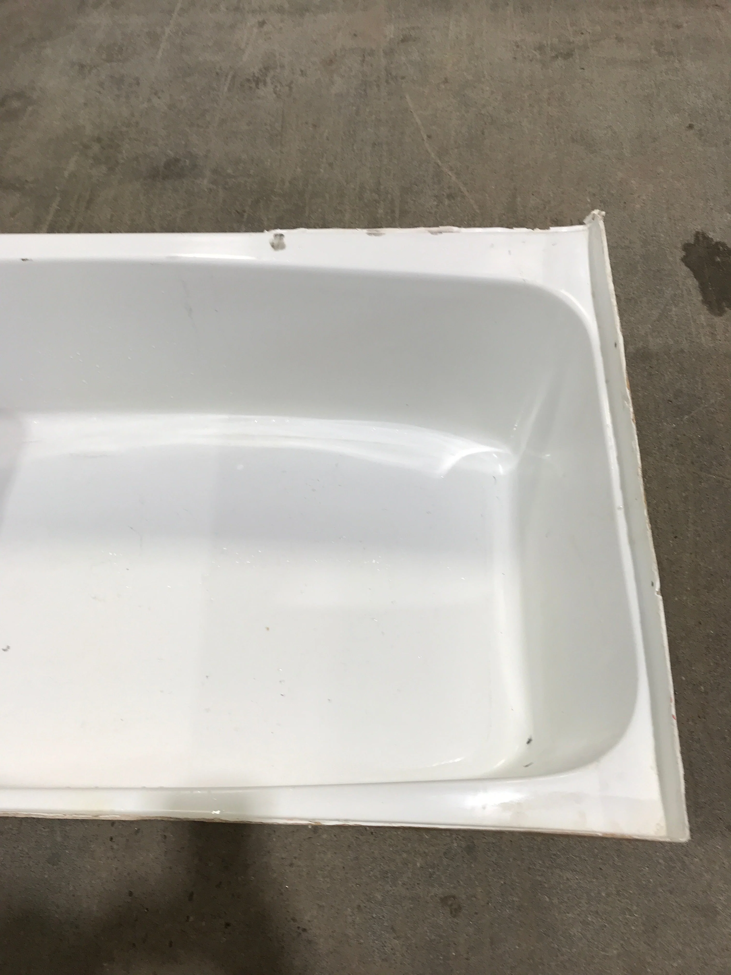 Used RV Bath Tub 43 3/4” x 25 1/2” - Right Hand Drain - Image 4