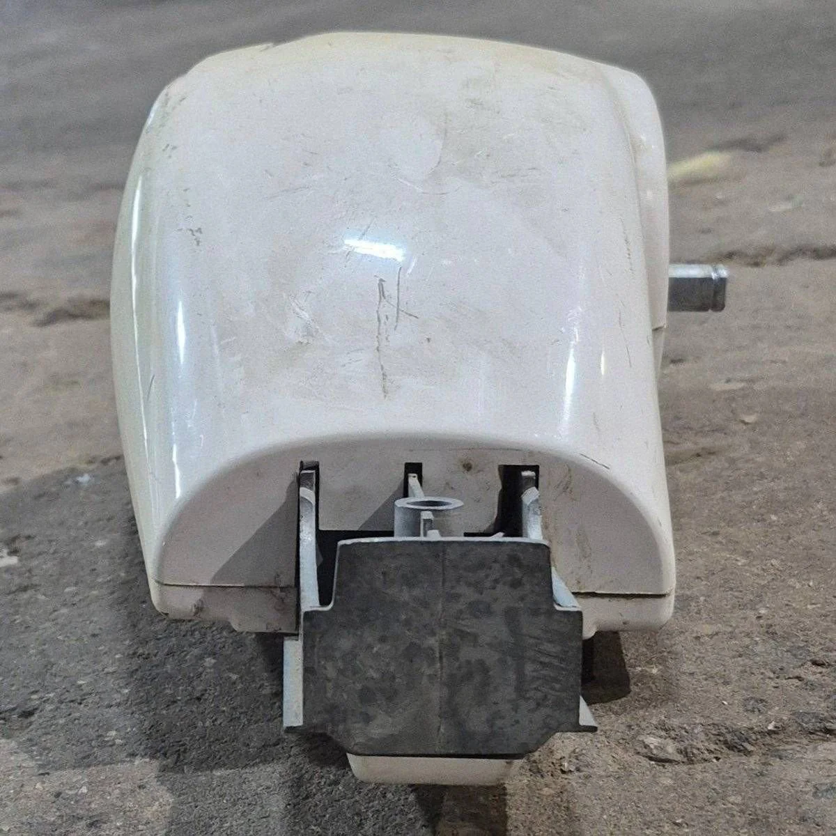 Used RV Carefree TRAVL'R Idler Awning Head Assembly - R001327WHT - Image 4