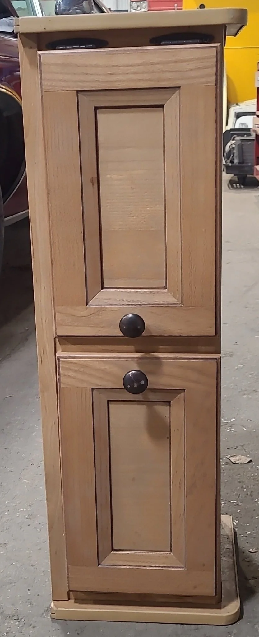 Used RV Cupboard- 2 Door 10" H x 30 1/4" W x 10" D - Image 3