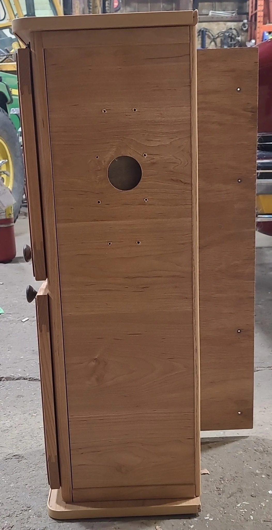 Used RV Cupboard- 2 Door 10" H x 30 1/4" W x 10" D - Image 5