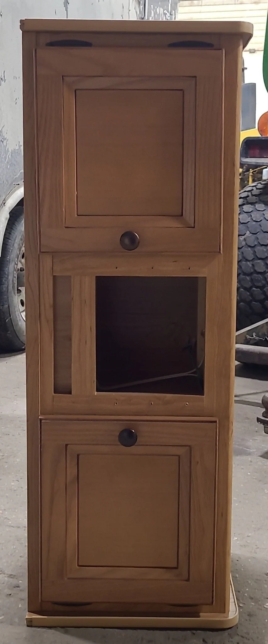 Used RV Cupboard- 2 Door 14" H x 38 1/2" W x 11 1/4" D - Image 3